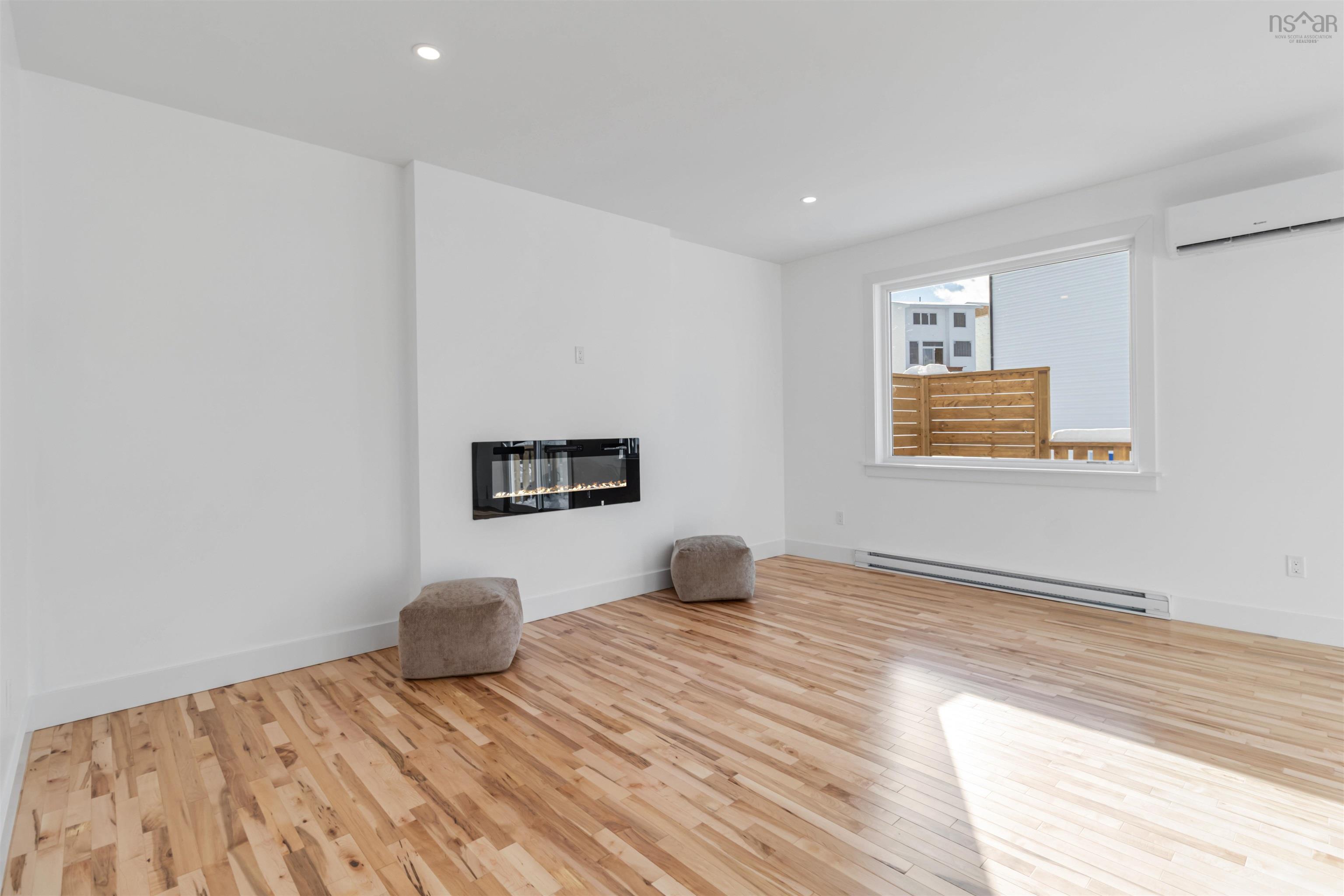 $730,000.00: 164 Provence Way, Timberlea