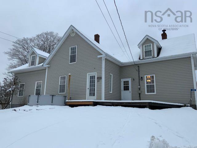 $359,000.00: 29 Buckley Simpson Drive, North Riverside