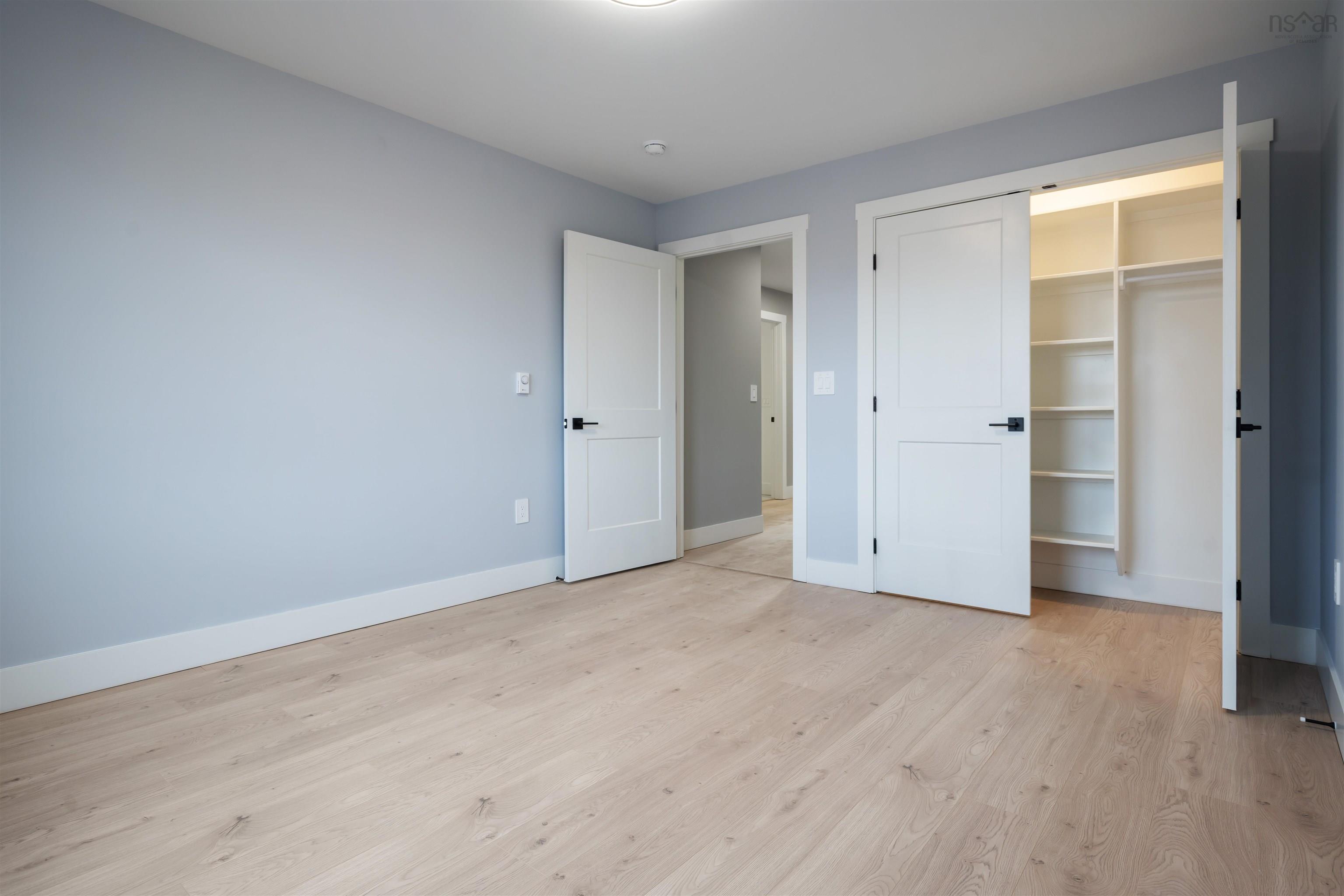 $699,900.00: 32 Brianna Drive, Lantz
