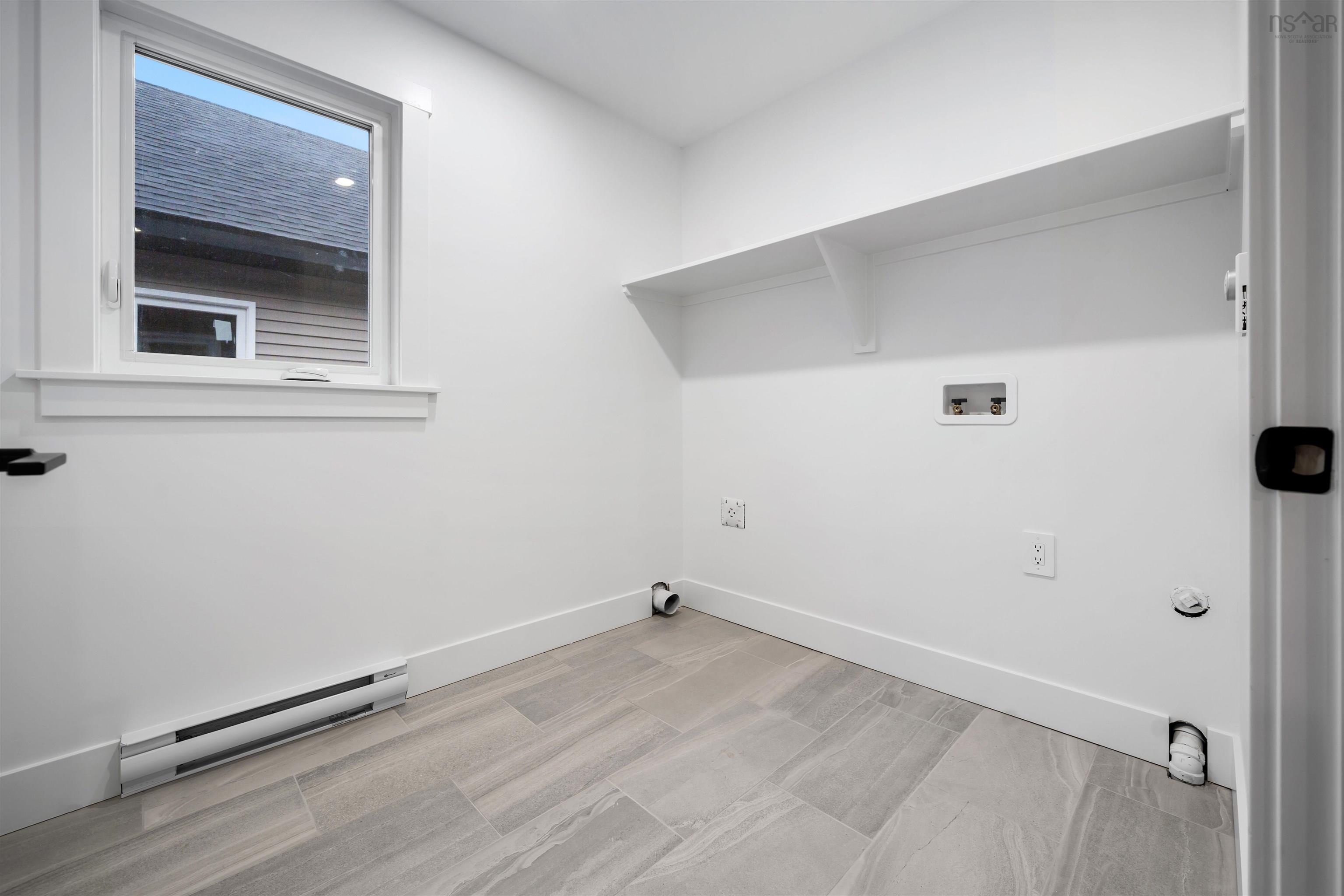 $699,900.00: 32 Brianna Drive, Lantz