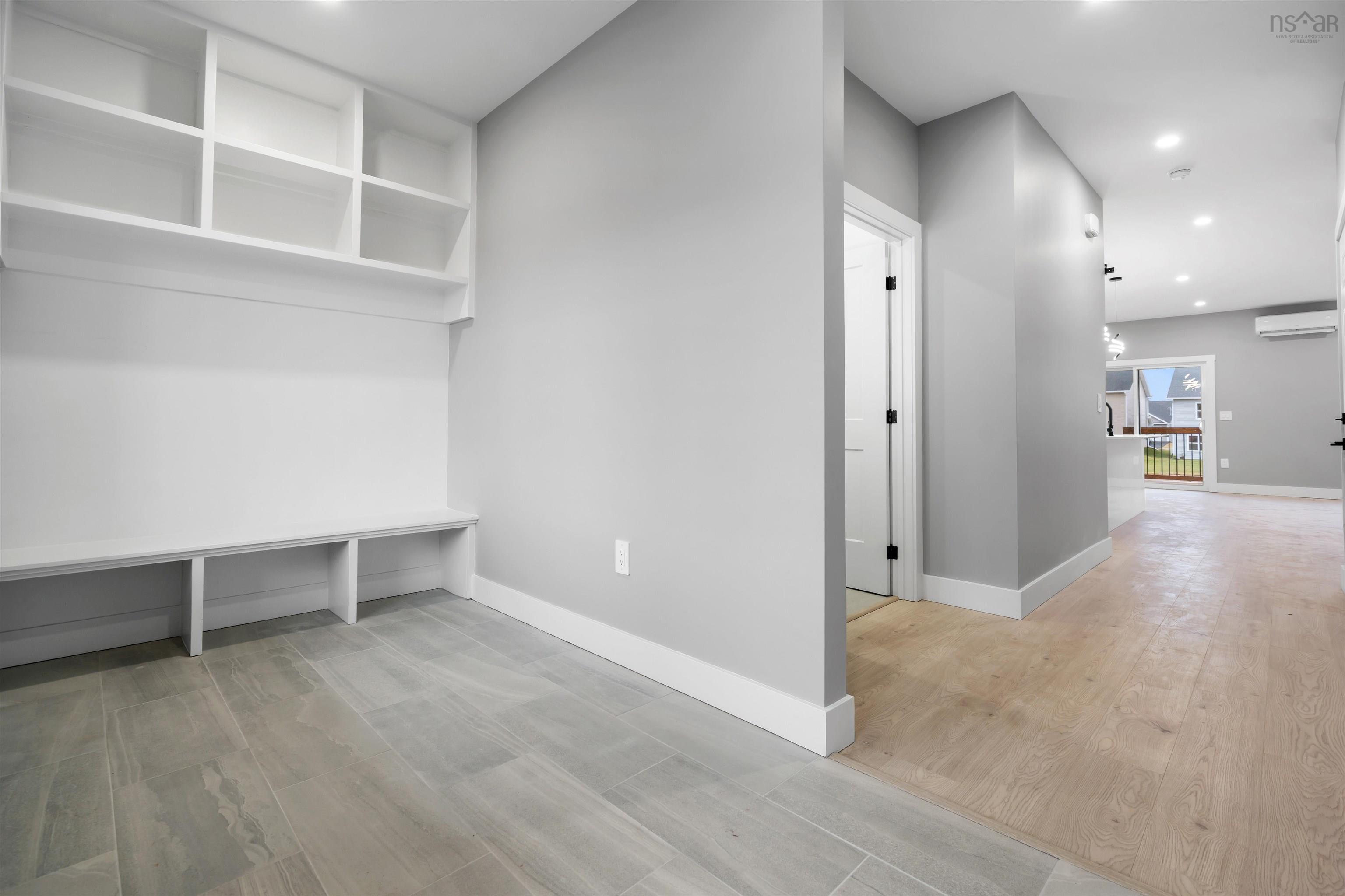 $699,900.00: 32 Brianna Drive, Lantz