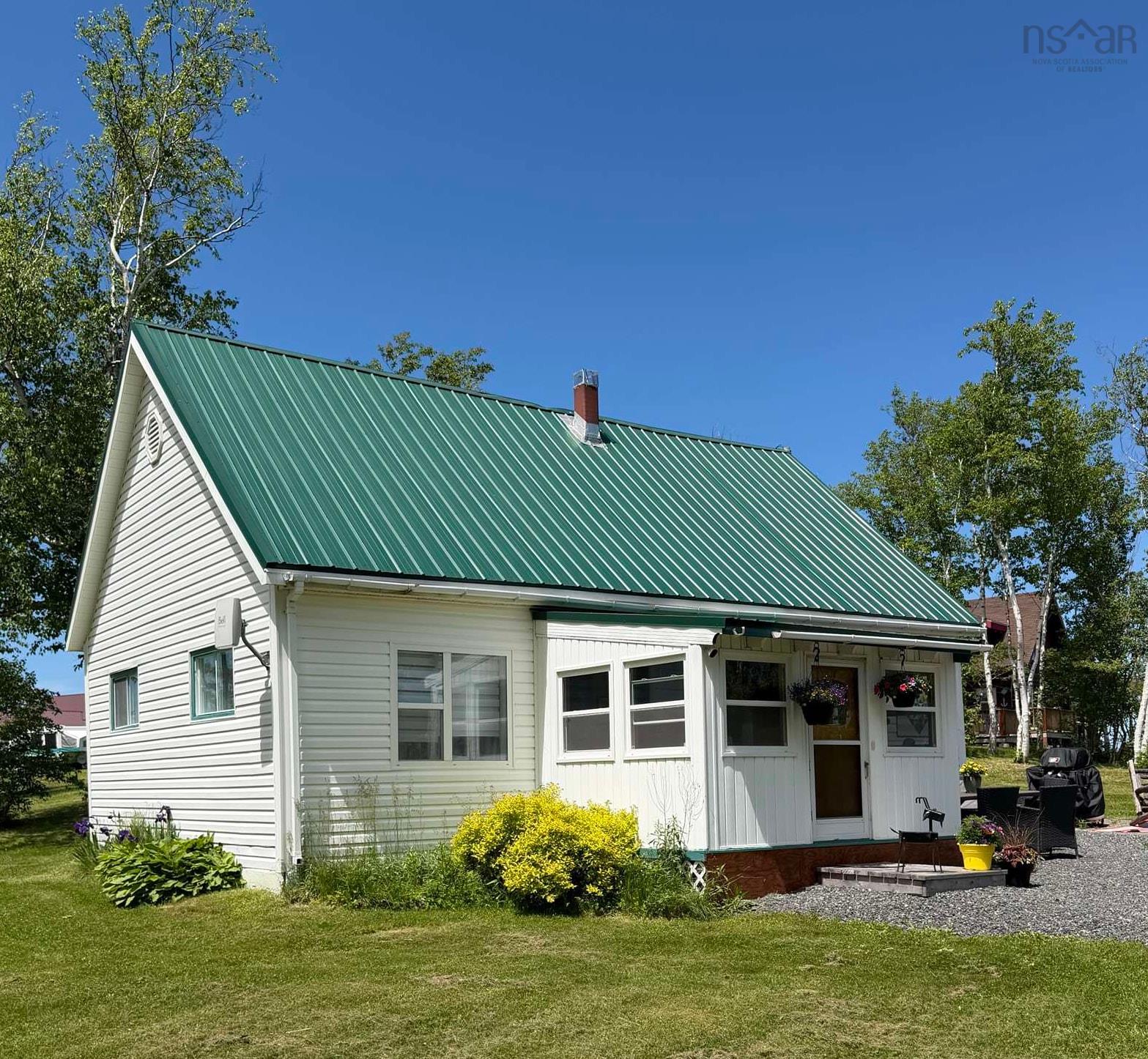 $199,900.00: 1211 Shore Road, Waterside