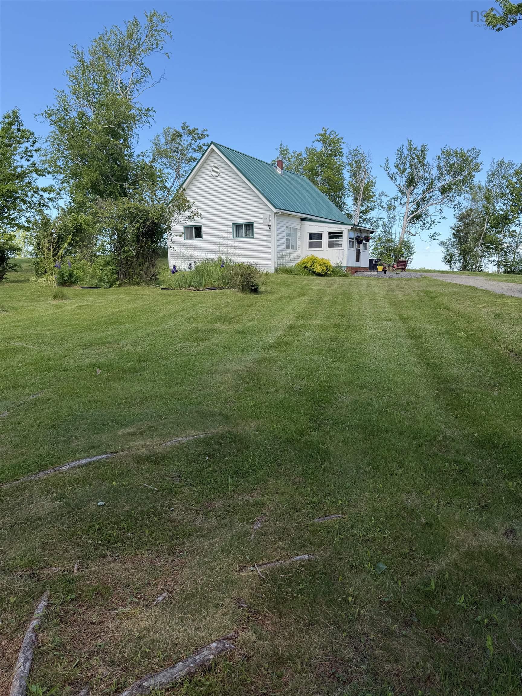 $199,900.00: 1211 Shore Road, Waterside