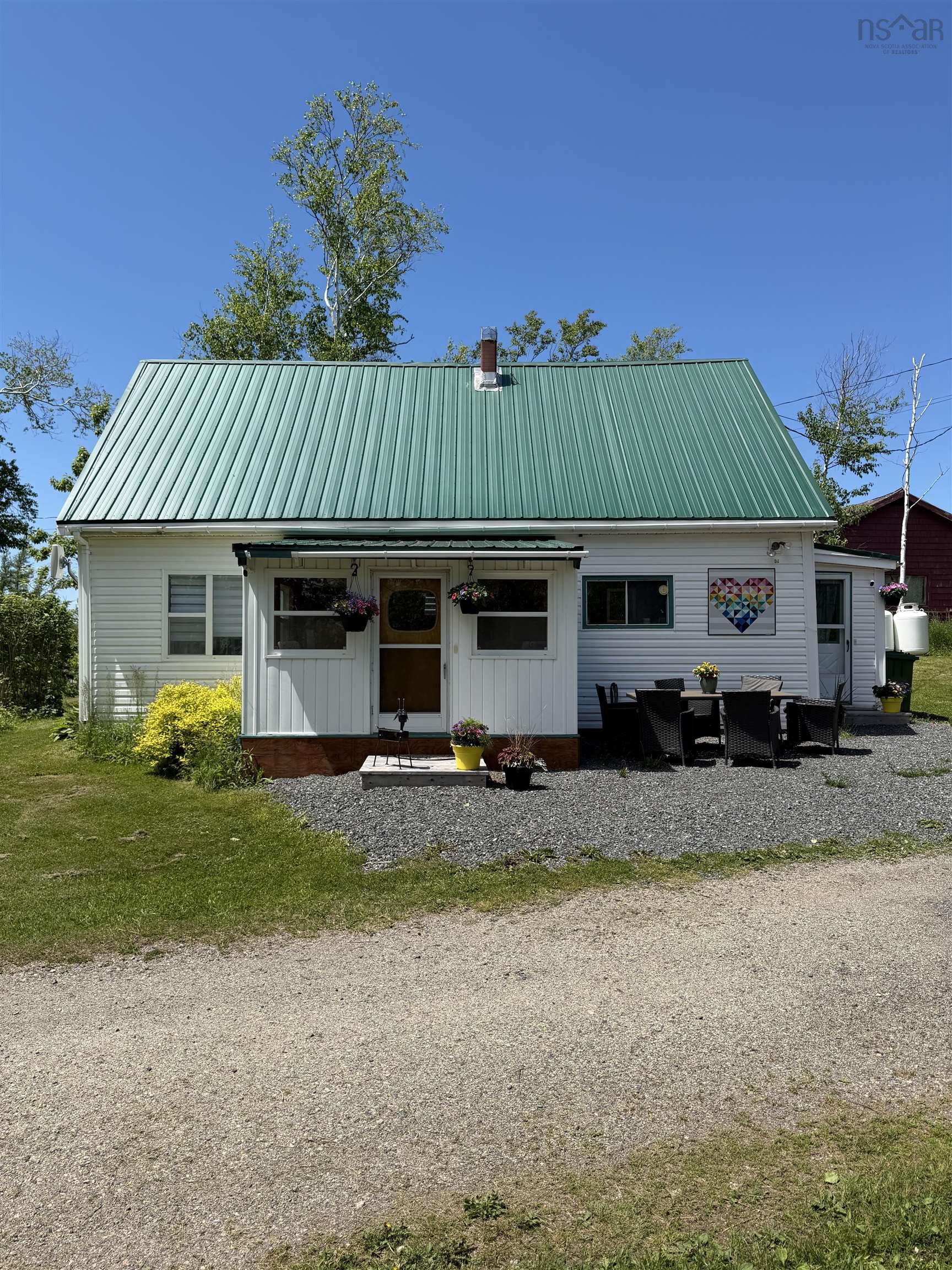 $199,900.00: 1211 Shore Road, Waterside