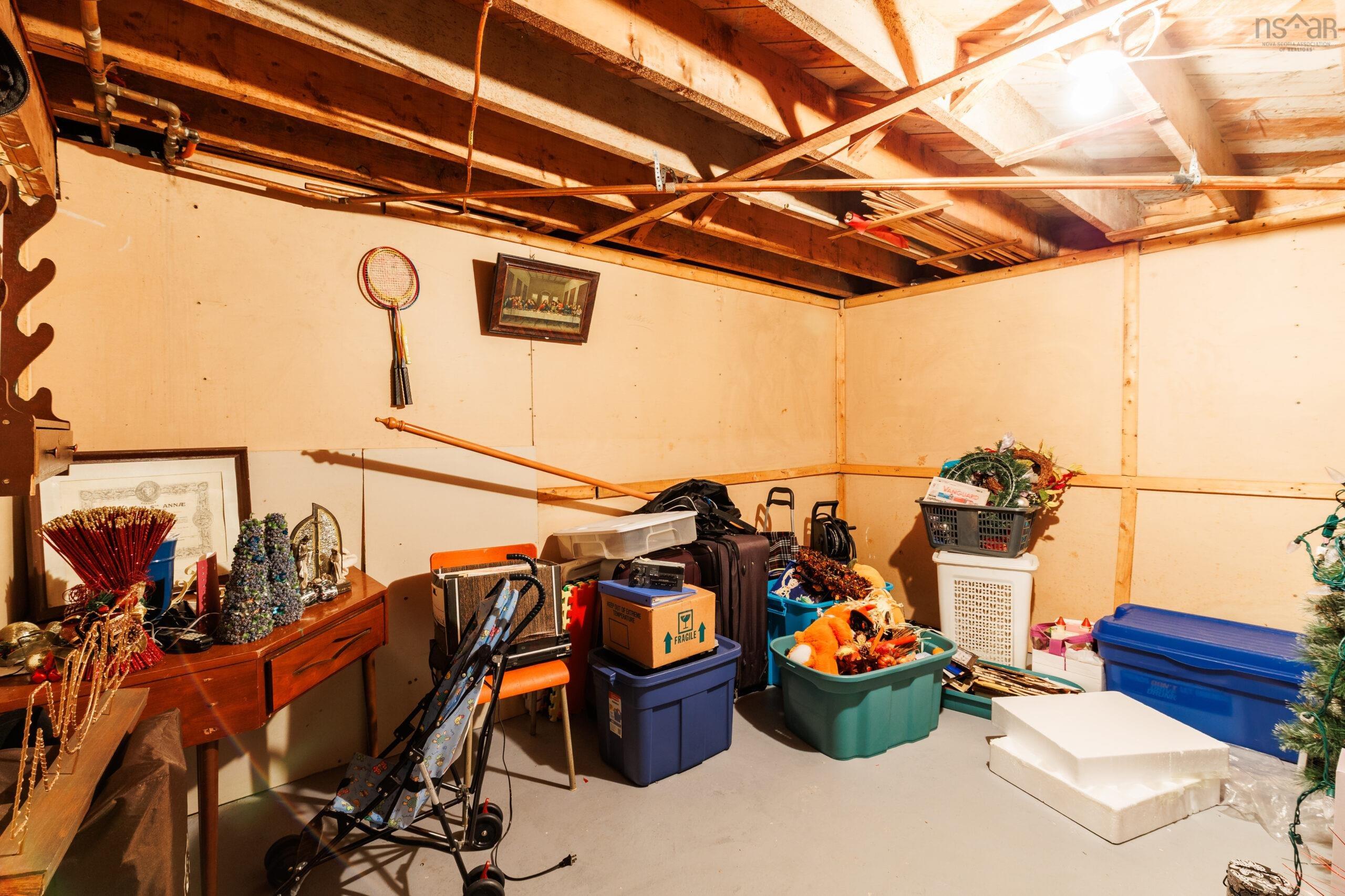 $380,000.00: 32 Chemin Des Bourque, Ste. Anne Du Ruisseau