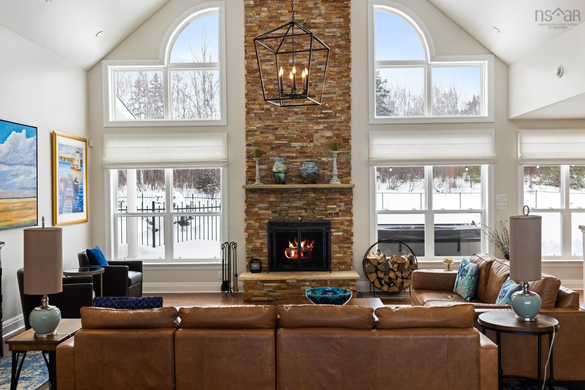 $1,725,000.00: 1911 Granton Abercrombie Road, Abercrombie