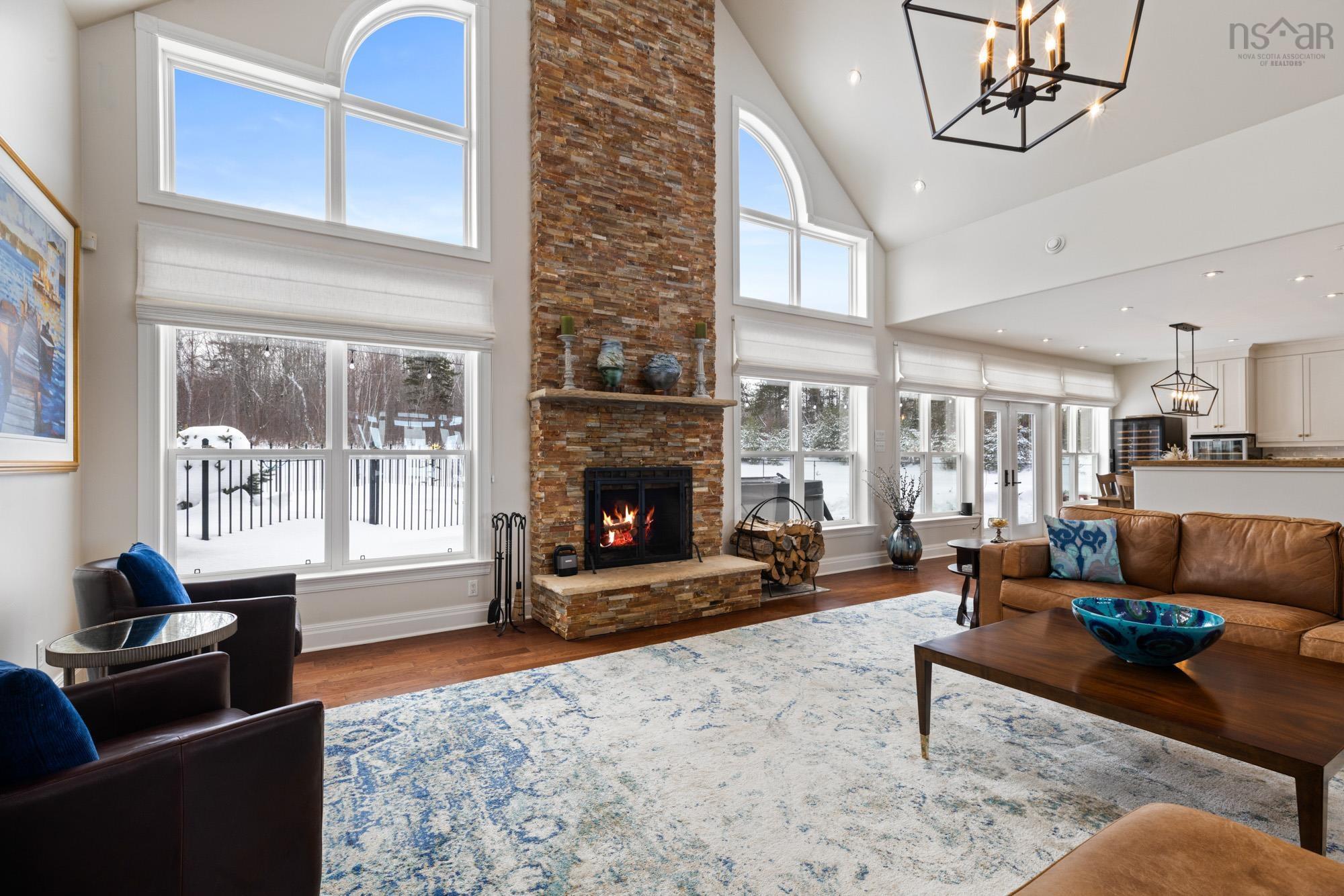 $1,725,000.00: 1911 Granton Abercrombie Road, Abercrombie