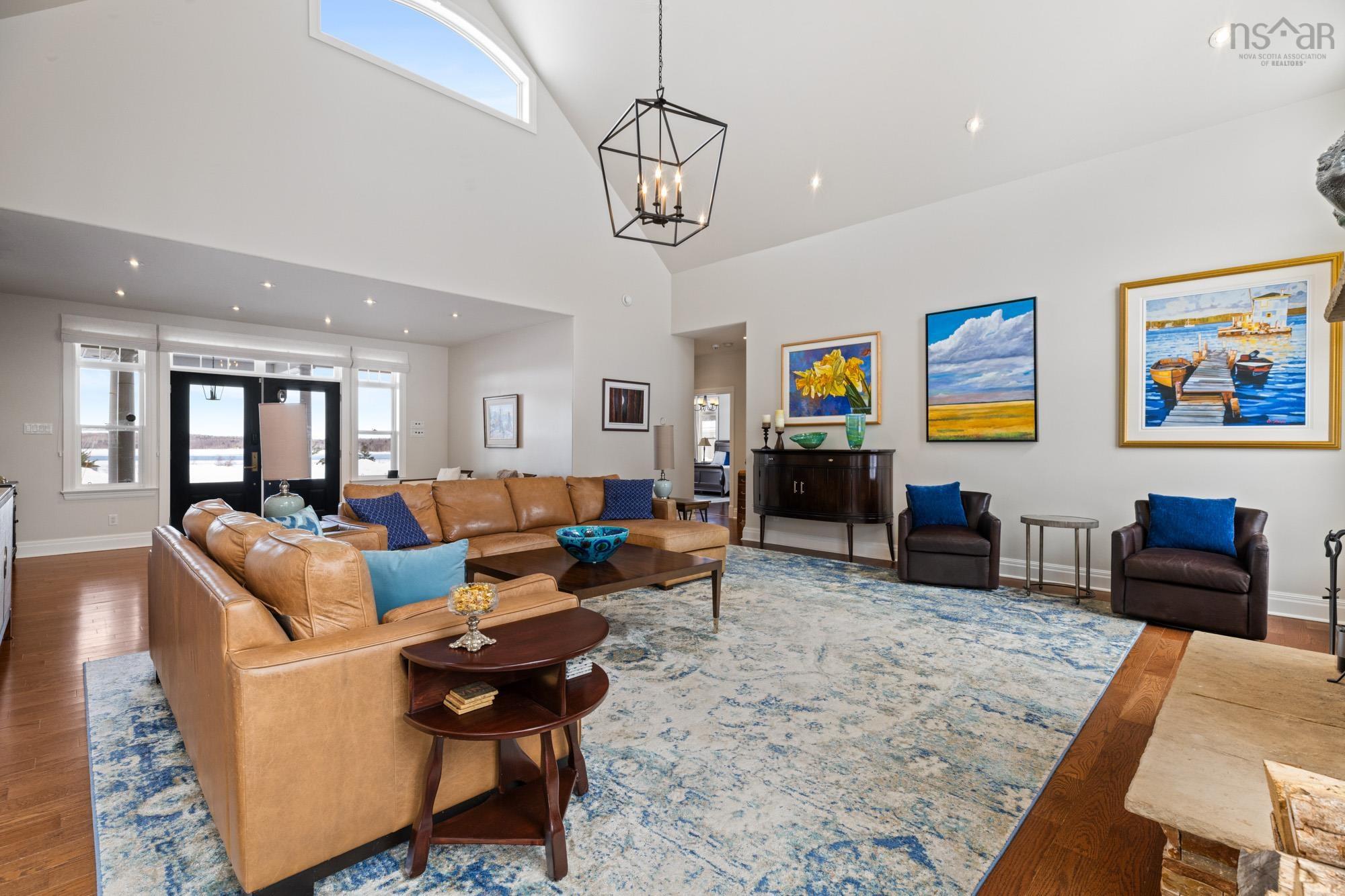 $1,725,000.00: 1911 Granton Abercrombie Road, Abercrombie