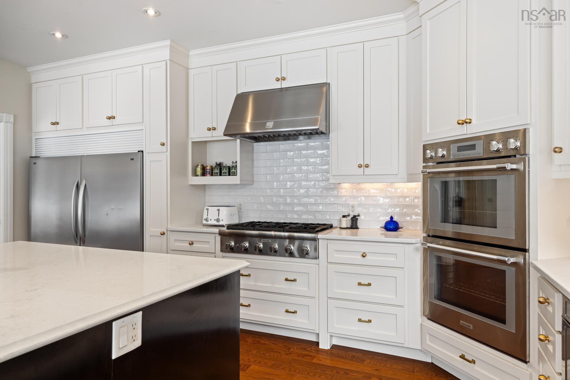 $1,725,000.00: 1911 Granton Abercrombie Road, Abercrombie