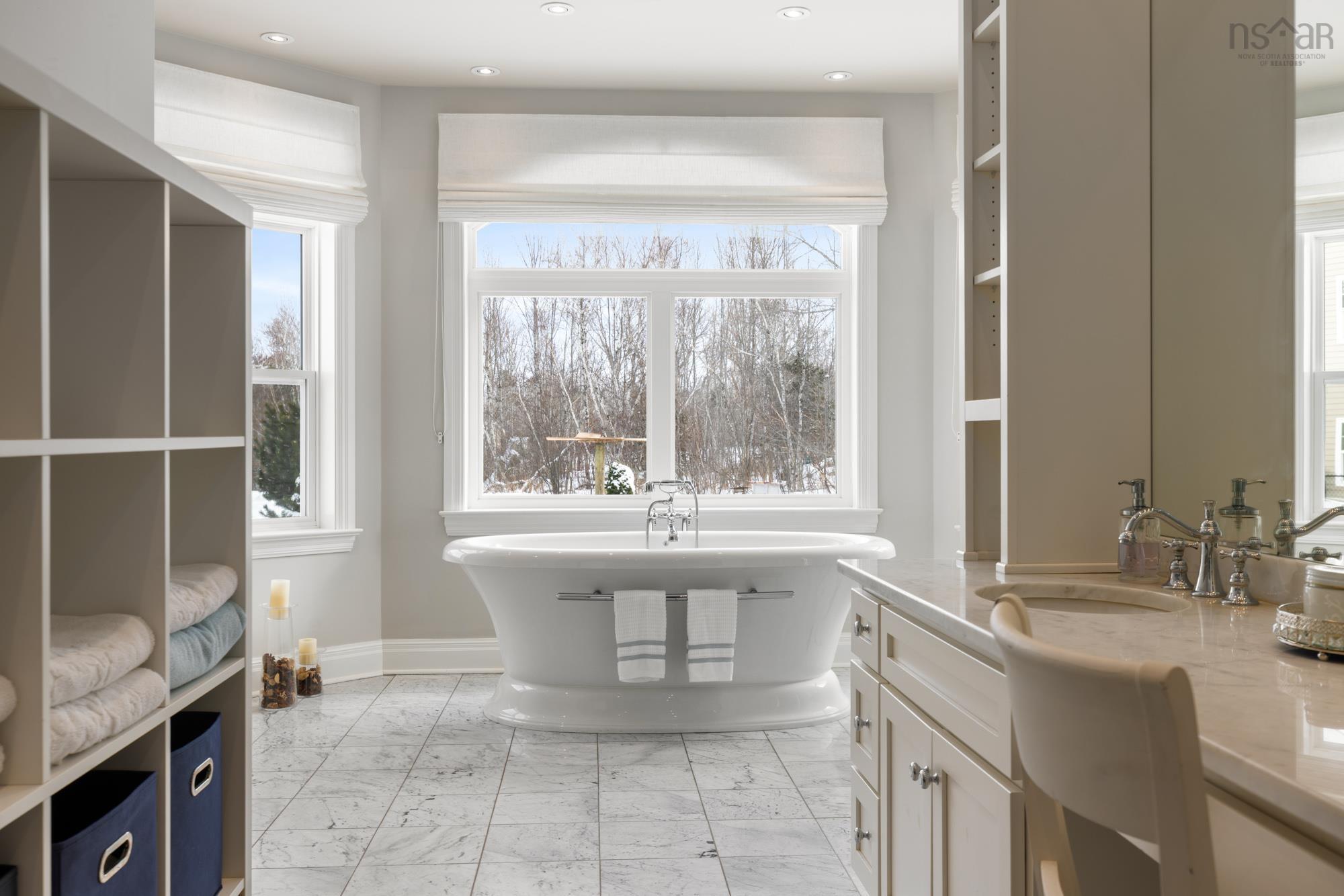 $1,725,000.00: 1911 Granton Abercrombie Road, Abercrombie