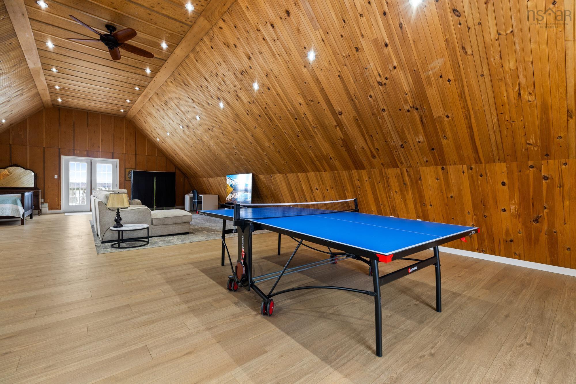 $1,725,000.00: 1911 Granton Abercrombie Road, Abercrombie