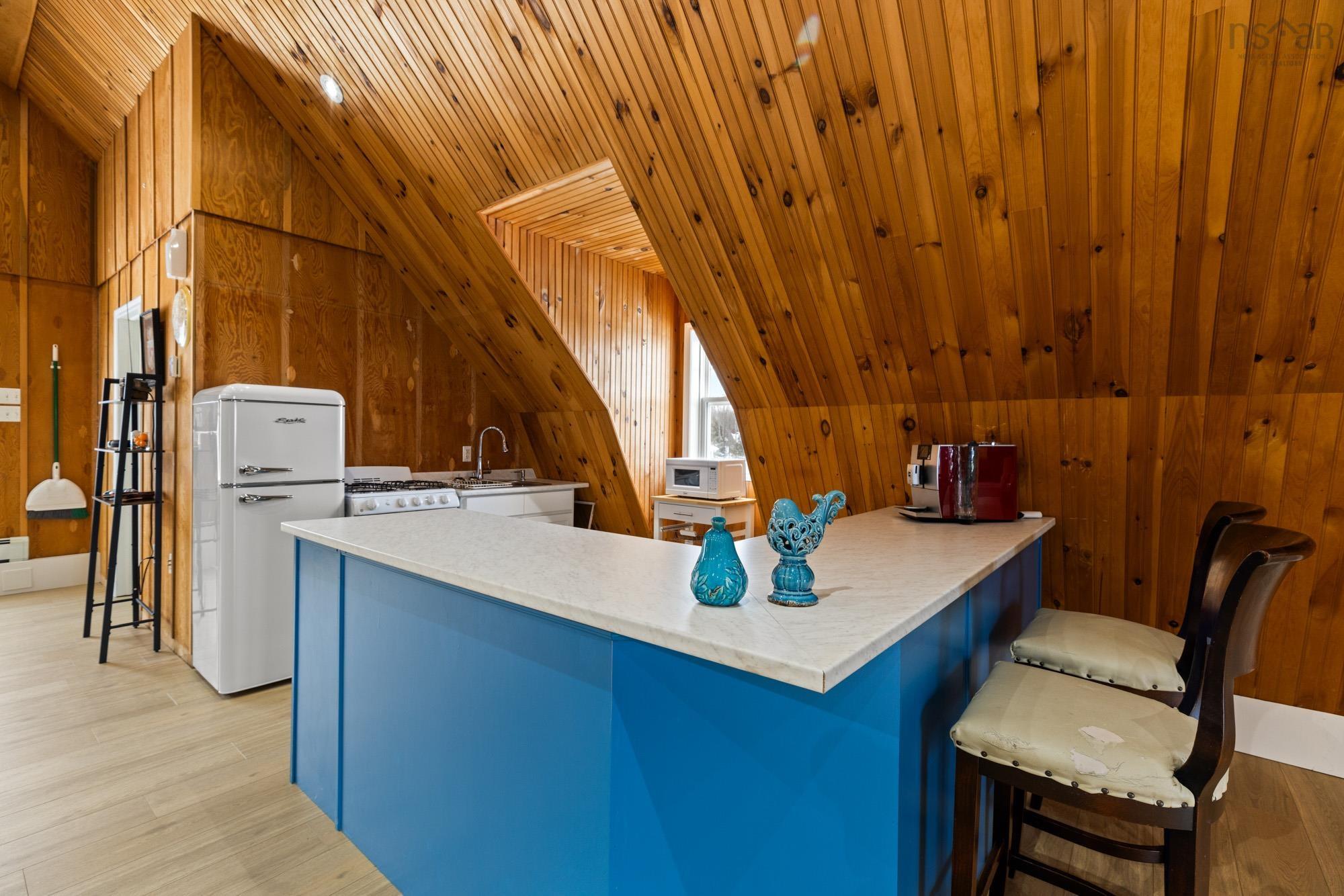 $1,725,000.00: 1911 Granton Abercrombie Road, Abercrombie