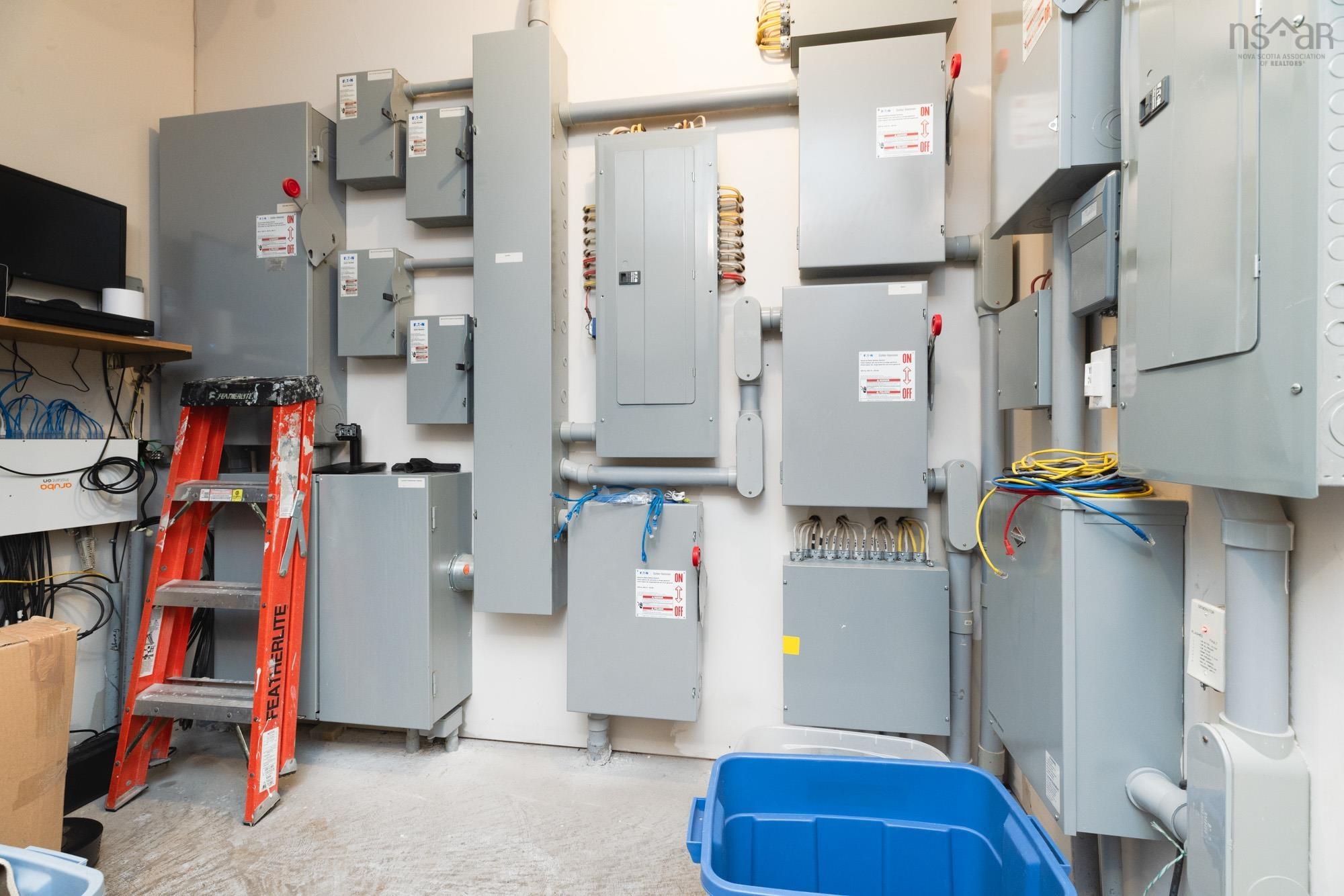 $1,725,000.00: 1911 Granton Abercrombie Road, Abercrombie