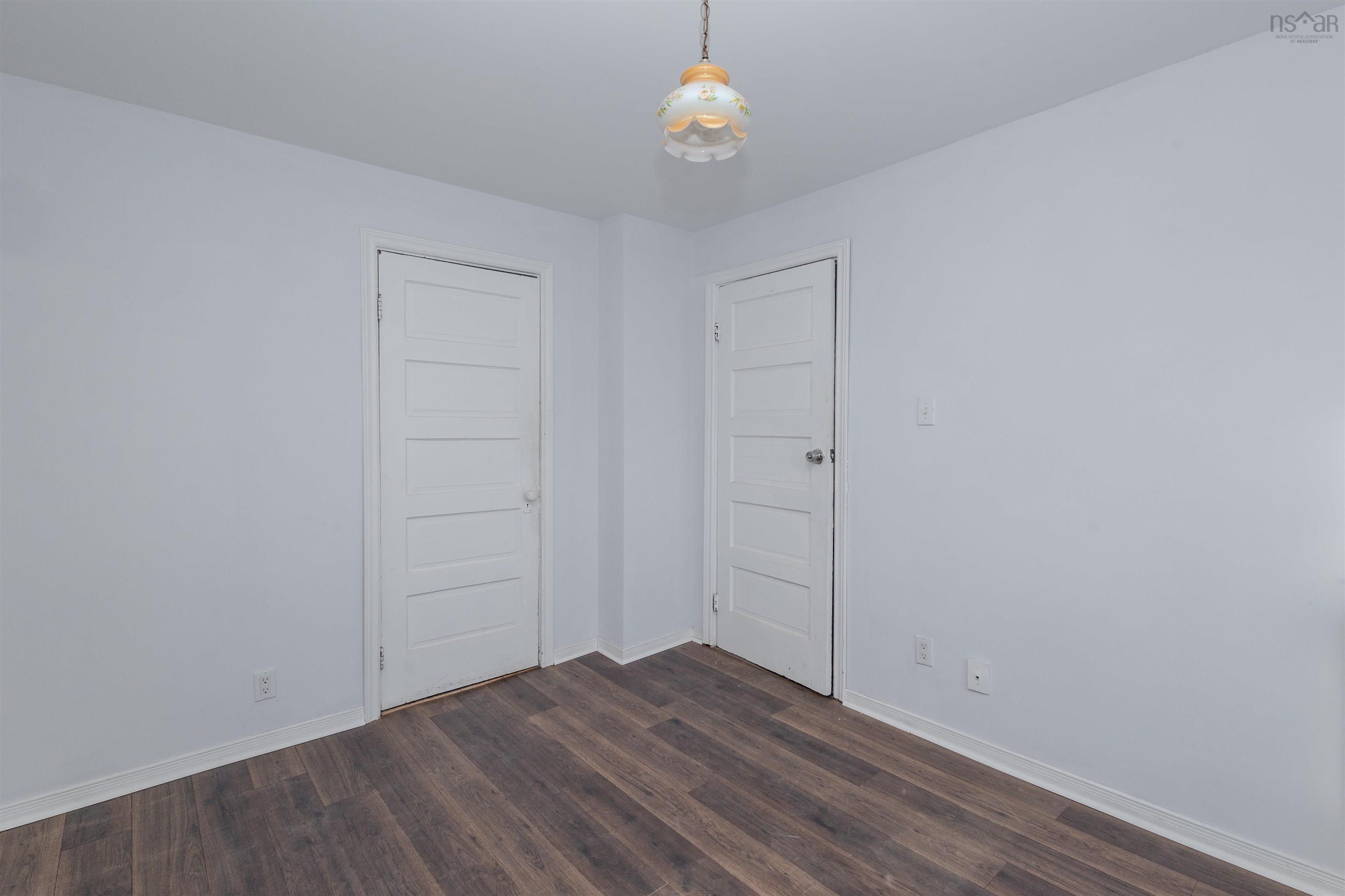 $193,900.00: 61 Leonard Street, Sydney