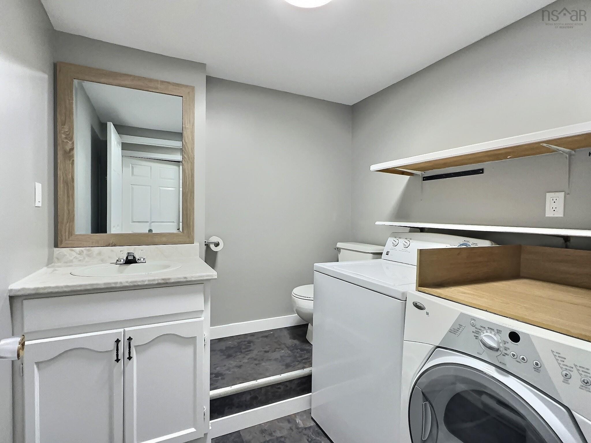 $399,000.00: 452 Pleasant Street, Truro