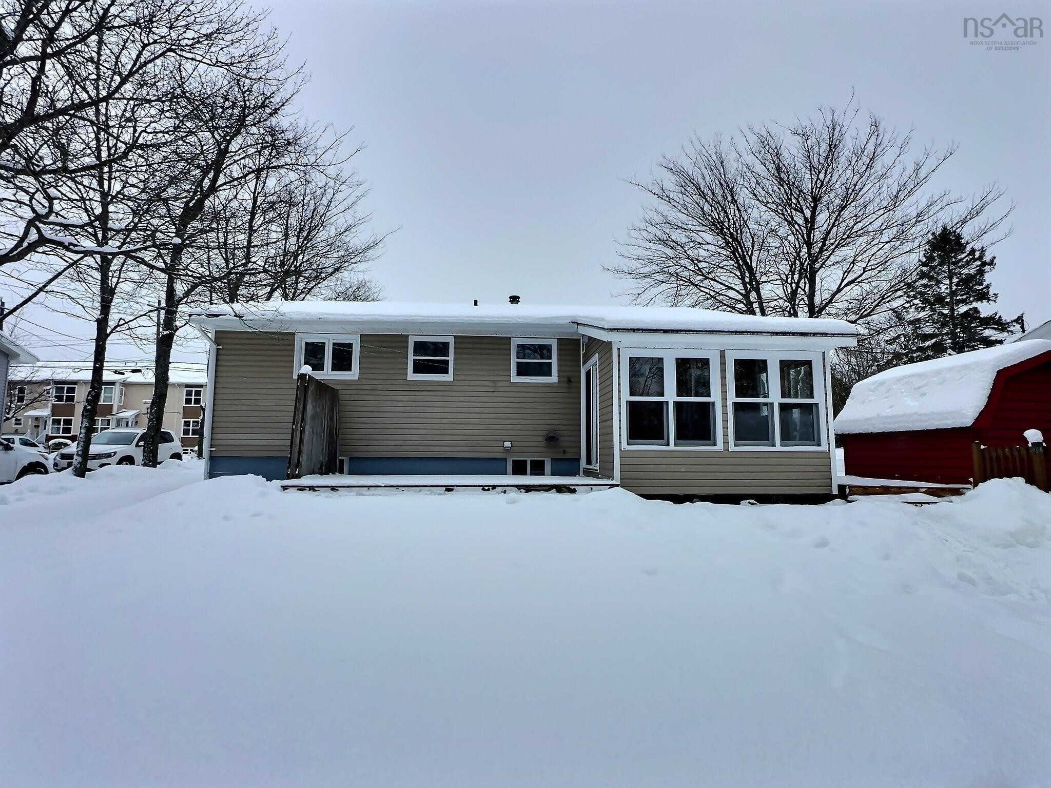 $399,000.00: 452 Pleasant Street, Truro