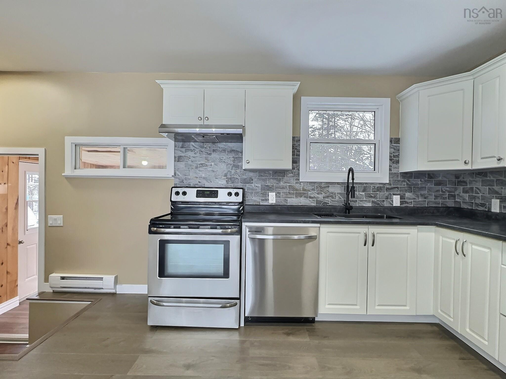 $399,000.00: 452 Pleasant Street, Truro