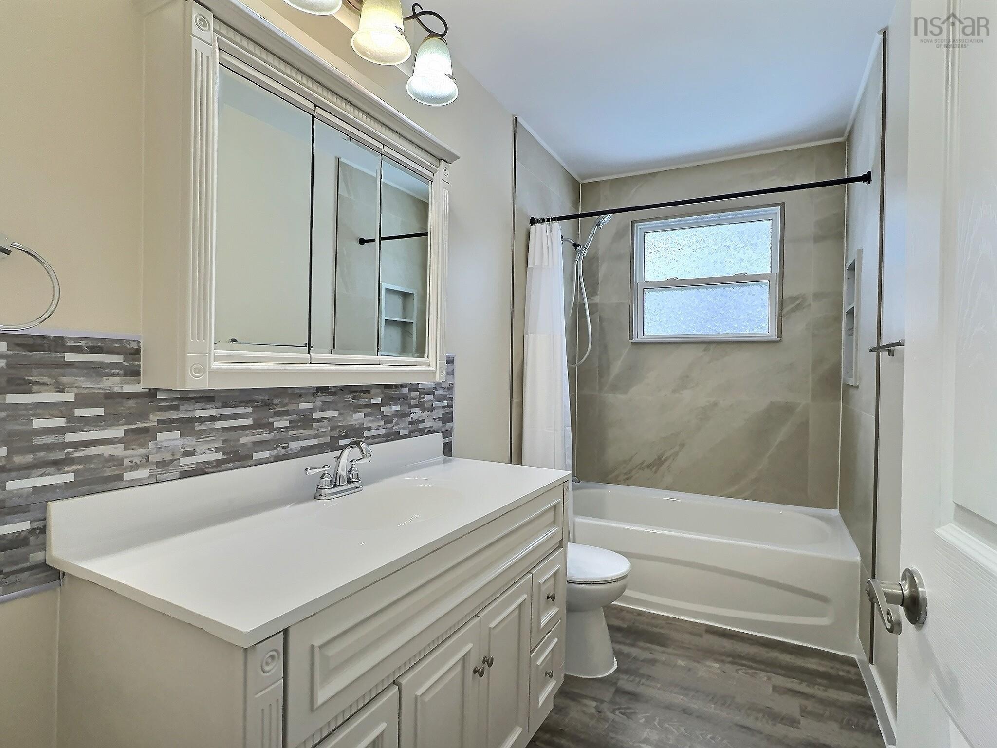 $399,000.00: 452 Pleasant Street, Truro