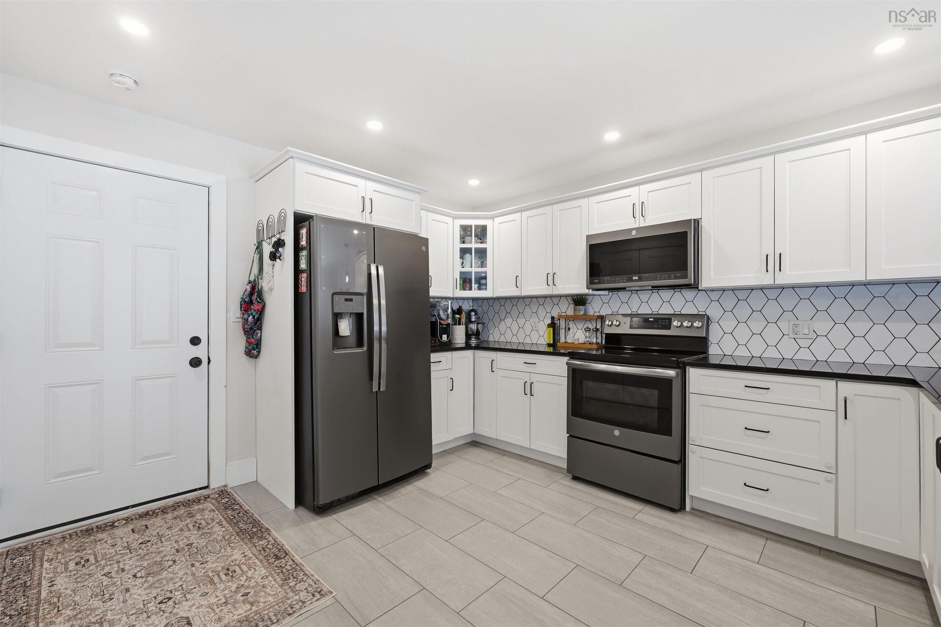 $549,900.00: 82 Town Road, Falmouth