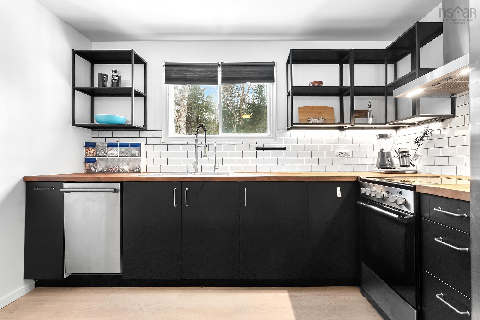 45 Rockcliffe Crescent, Hammonds Plains, NS (MLS 202601498)