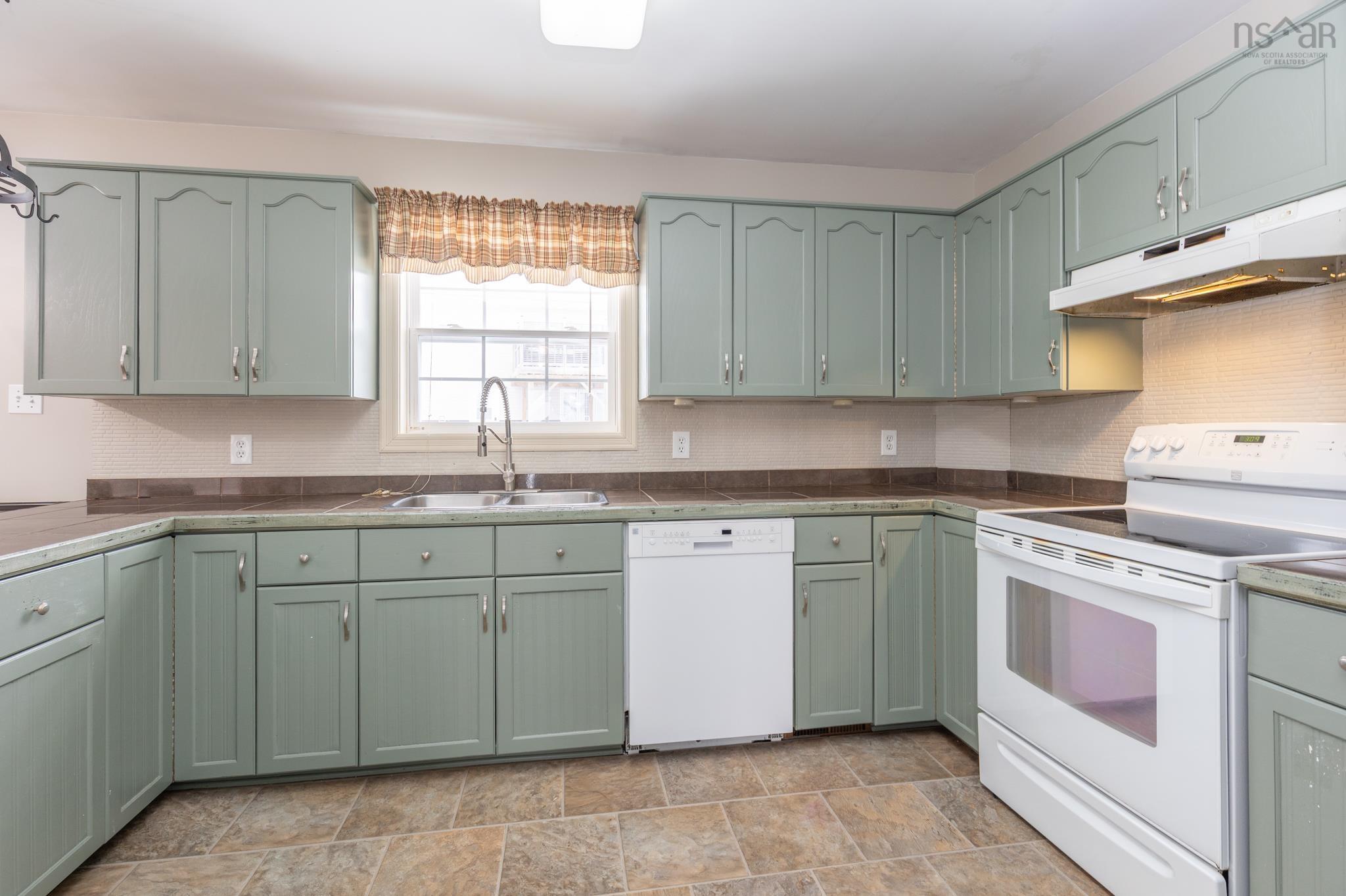 $344,900.00: 6 Placid Court, Yarmouth