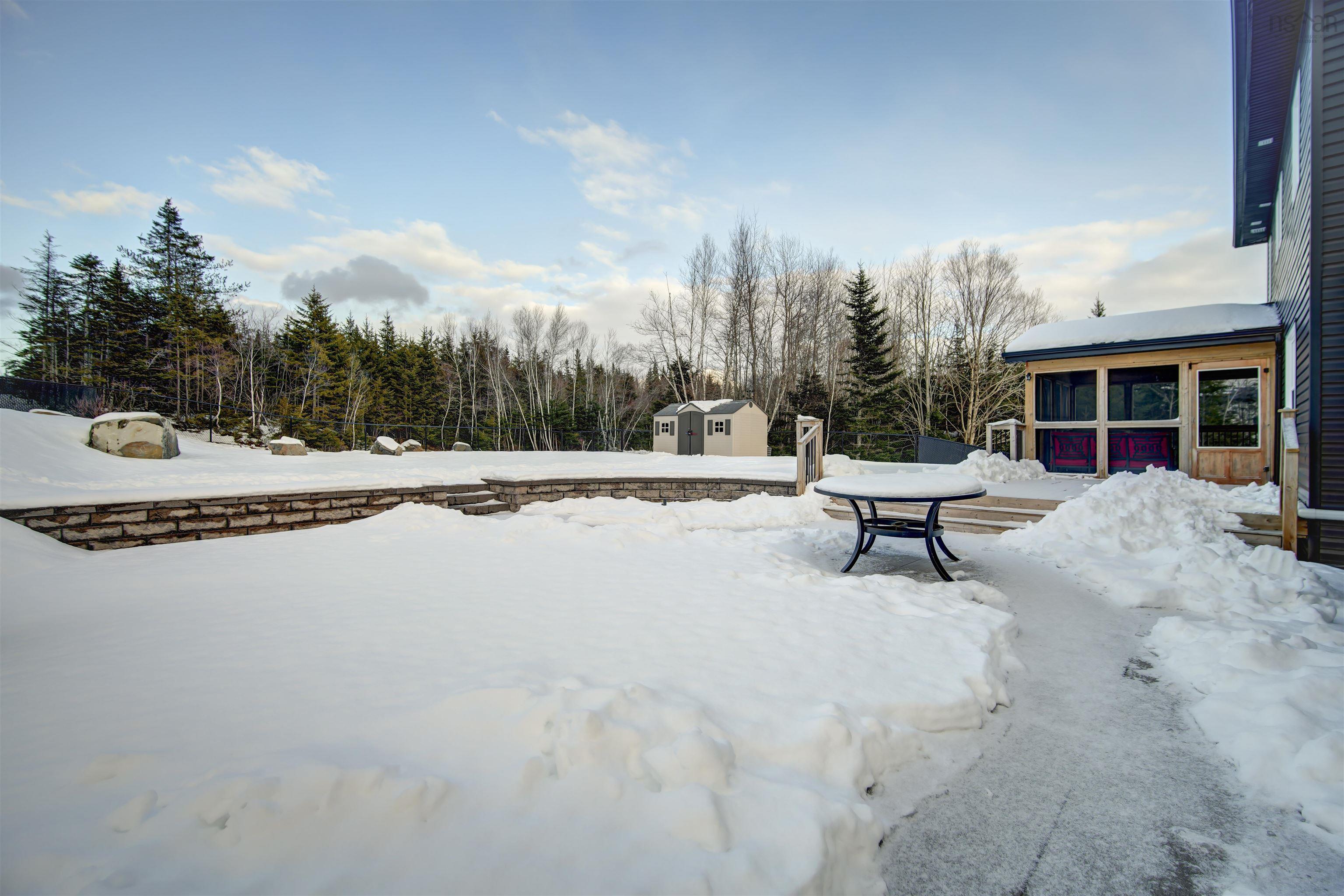 1465 Mccabe Lake Drive, Middle Sackville, NS (MLS 202601544)