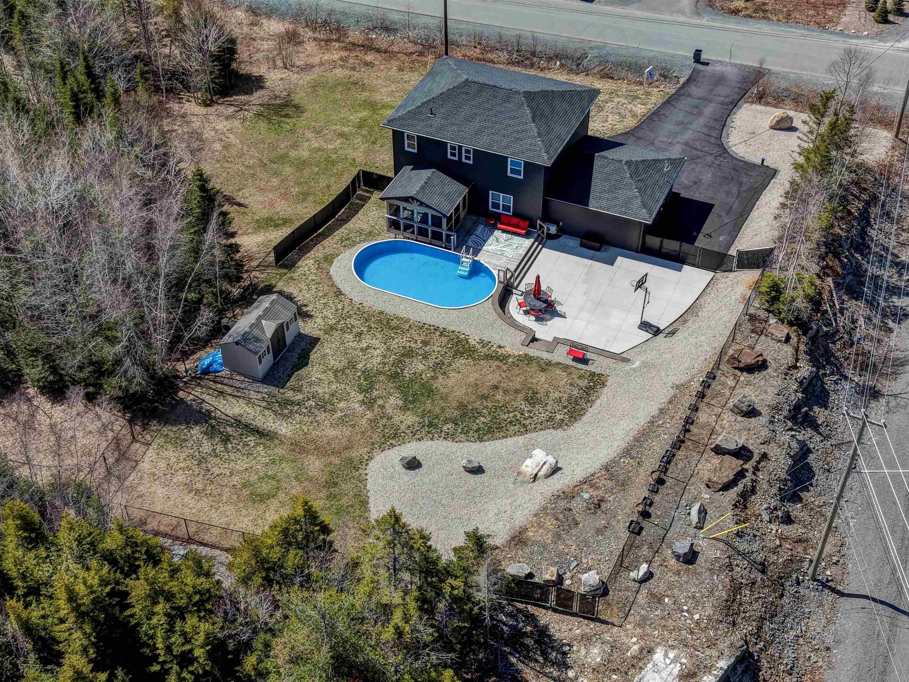 1465 Mccabe Lake Drive, Middle Sackville, NS (MLS 202601544)