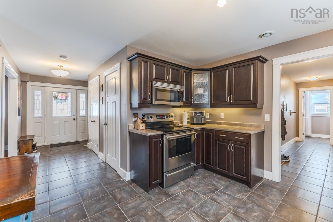 $569,900.00: 80 Burris Drive, Valley