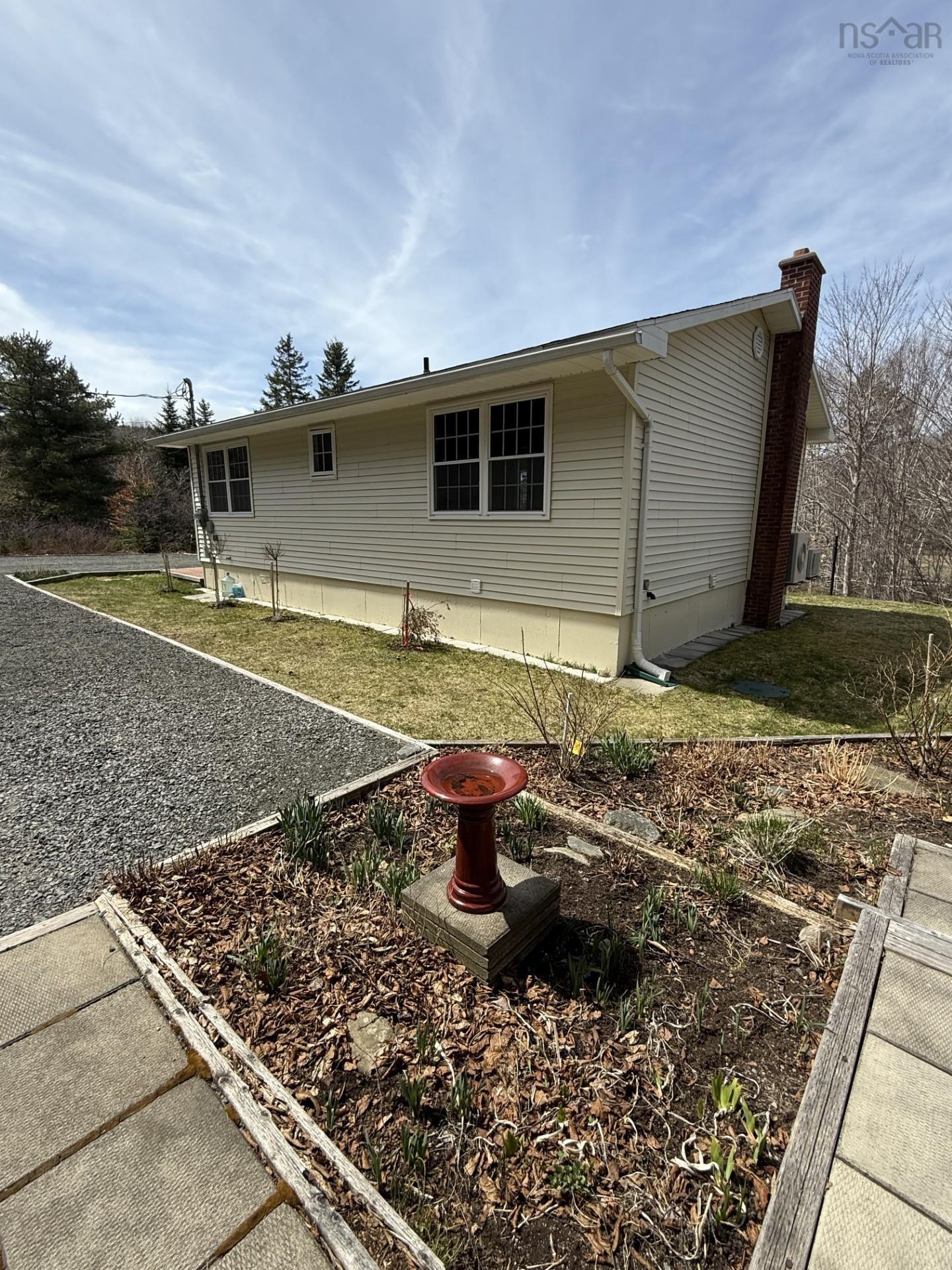 $232,000.00: 25 HIGHWAY 211, STILLWATR, N.S., Stillwater