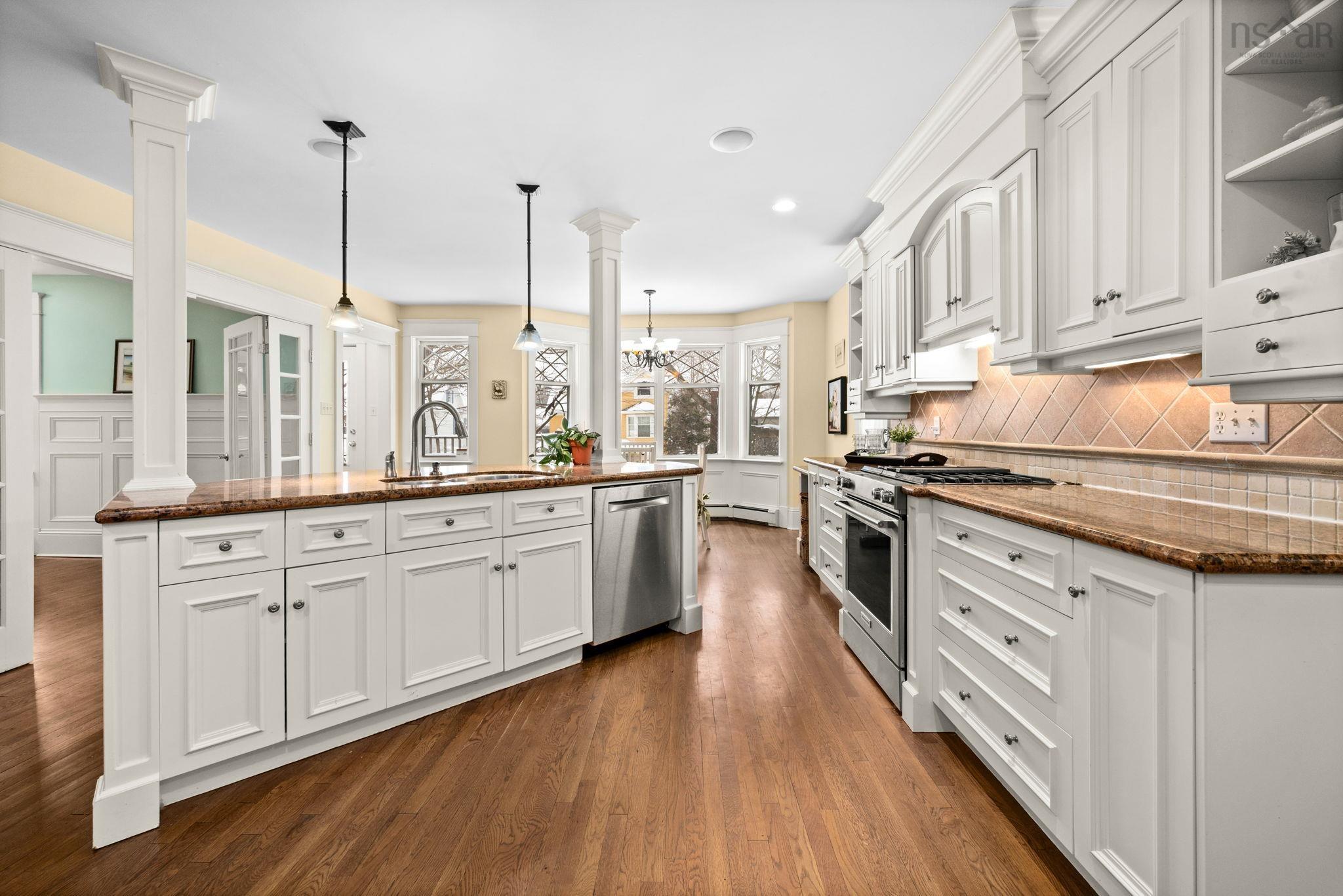 $2,225,000.00: 1950 Connaught Avenue, Halifax