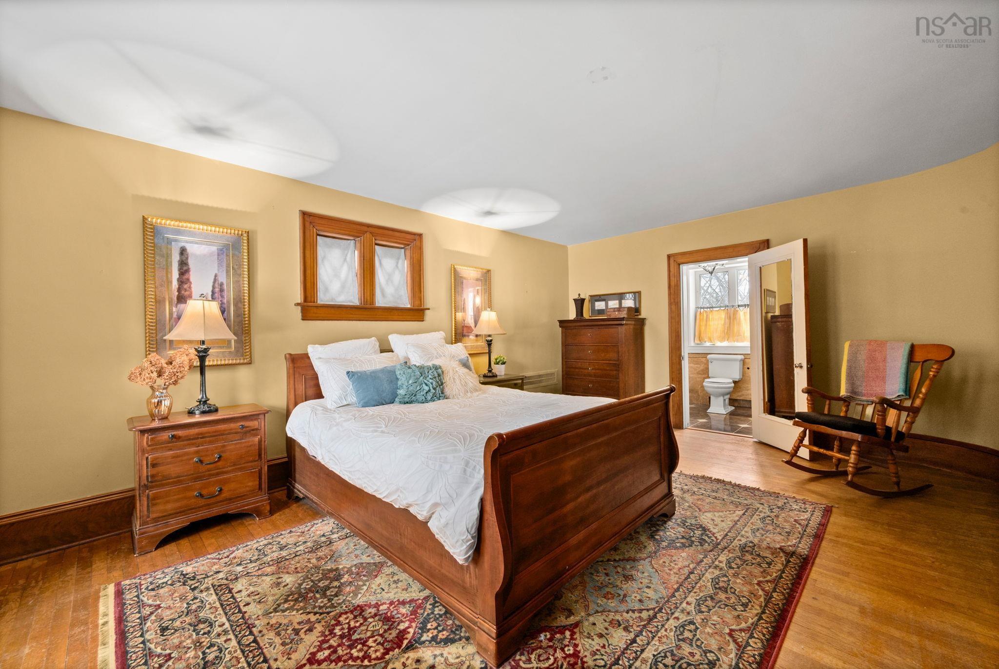 $2,225,000.00: 1950 Connaught Avenue, Halifax