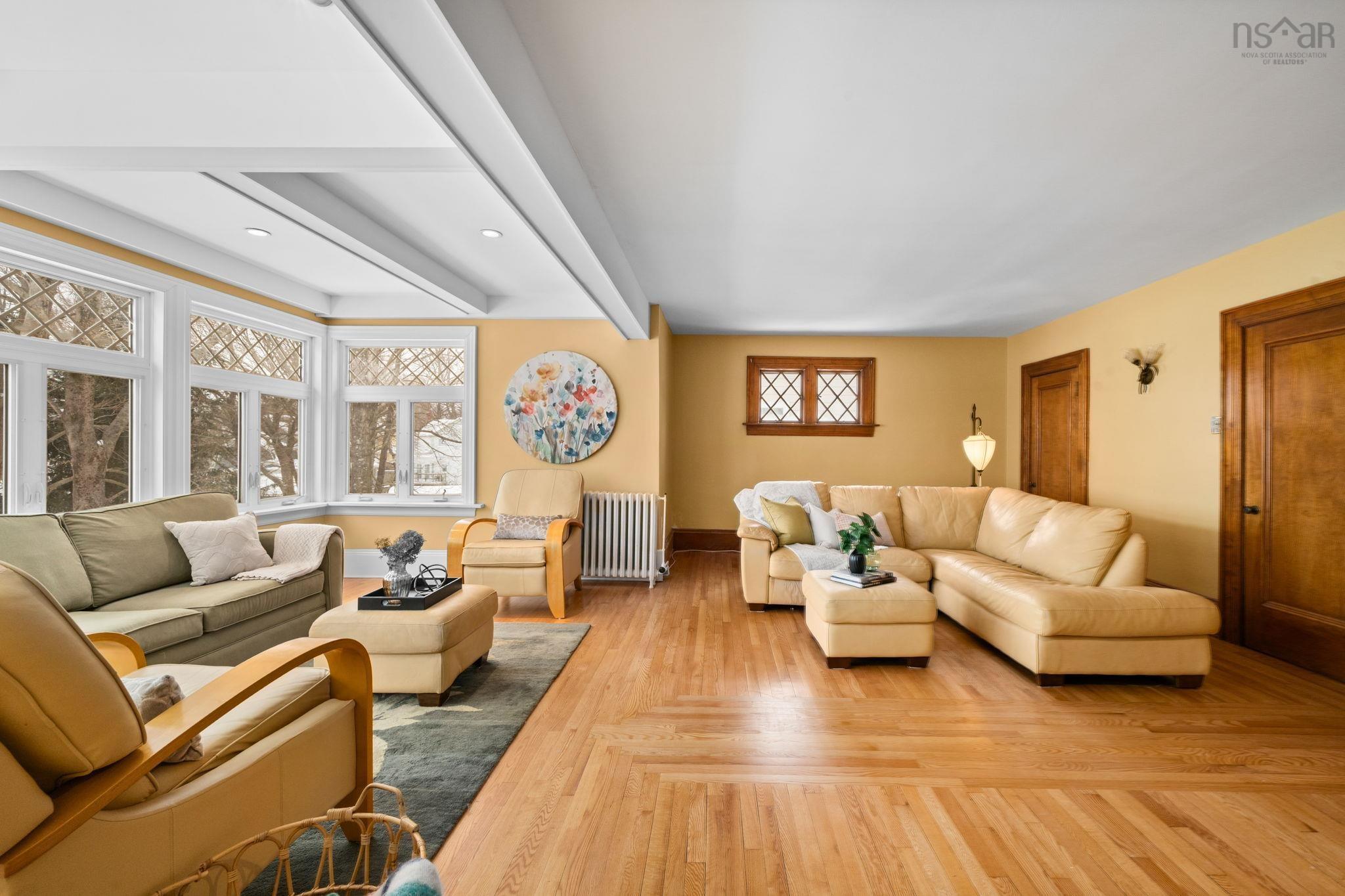 $2,225,000.00: 1950 Connaught Avenue, Halifax