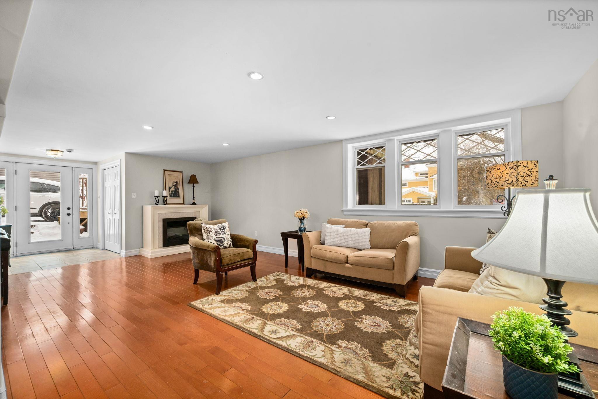 $2,225,000.00: 1950 Connaught Avenue, Halifax