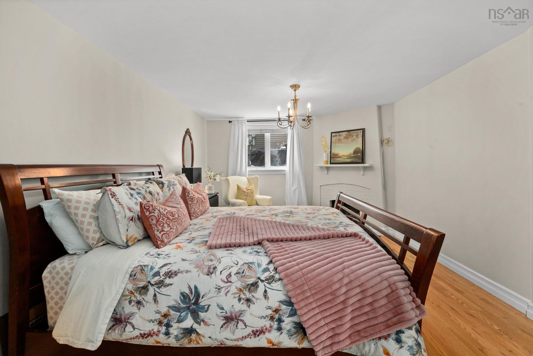 $2,225,000.00: 1950 Connaught Avenue, Halifax