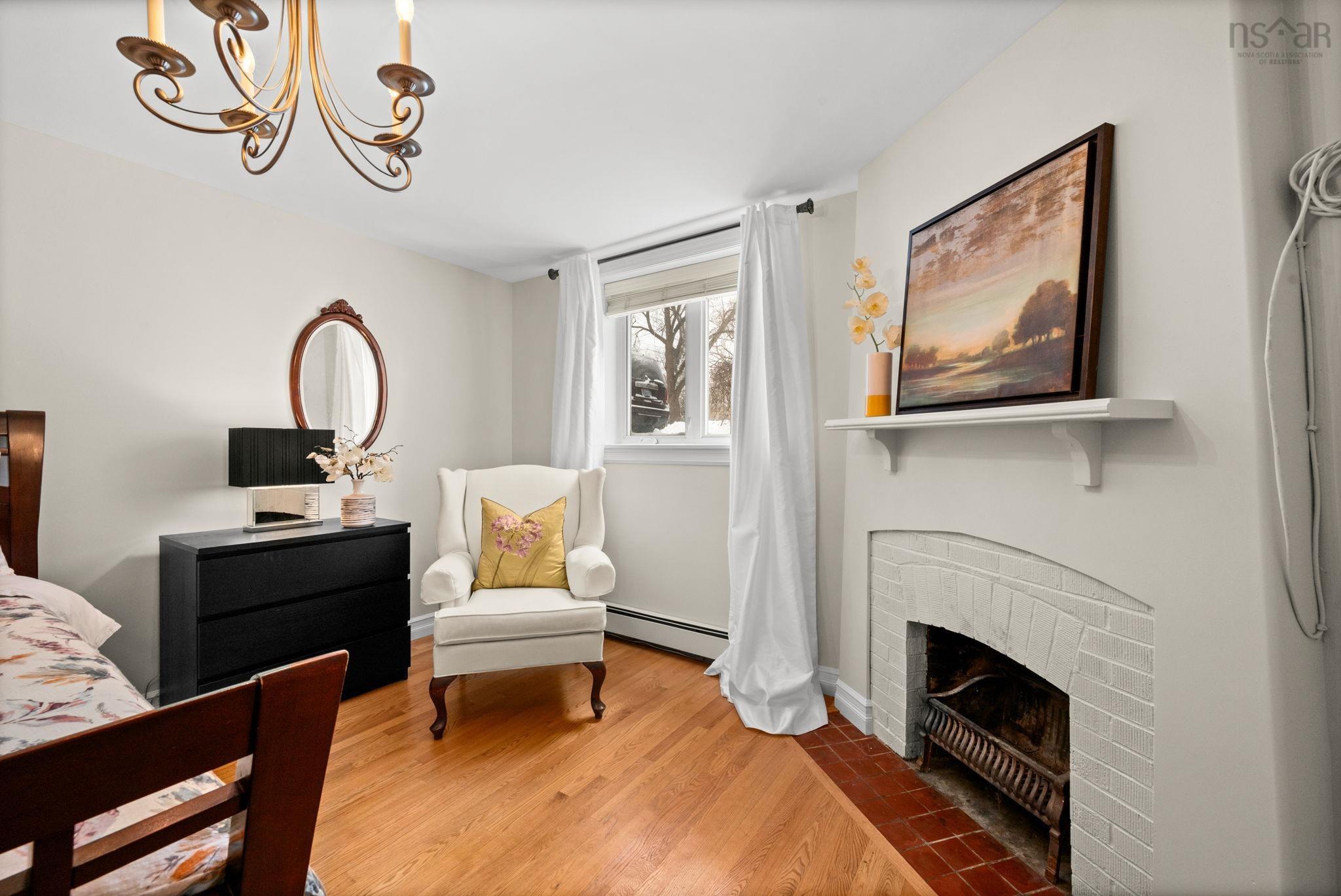 $2,225,000.00: 1950 Connaught Avenue, Halifax