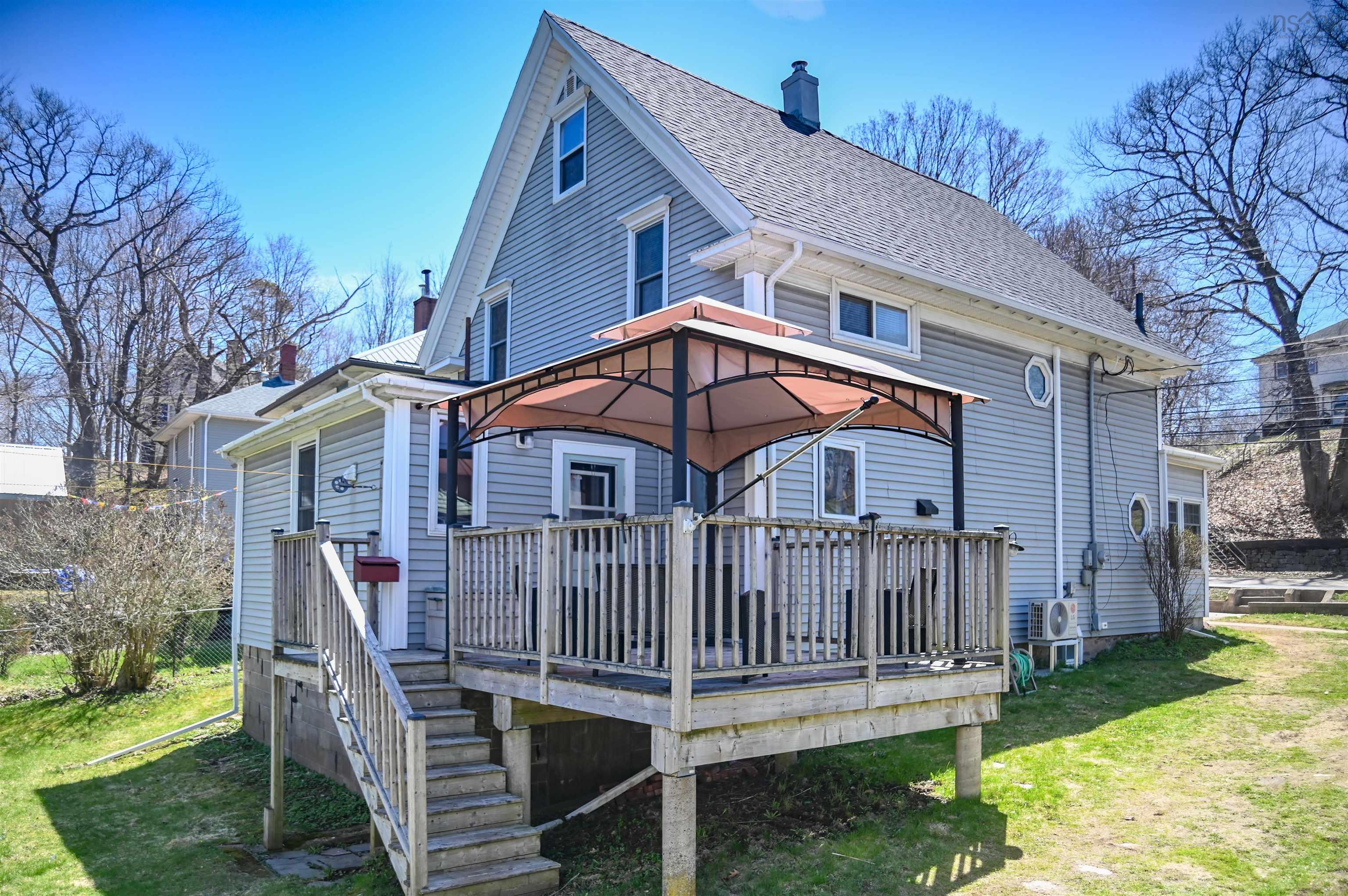 $399,900.00: 201 Main Street, Kentville