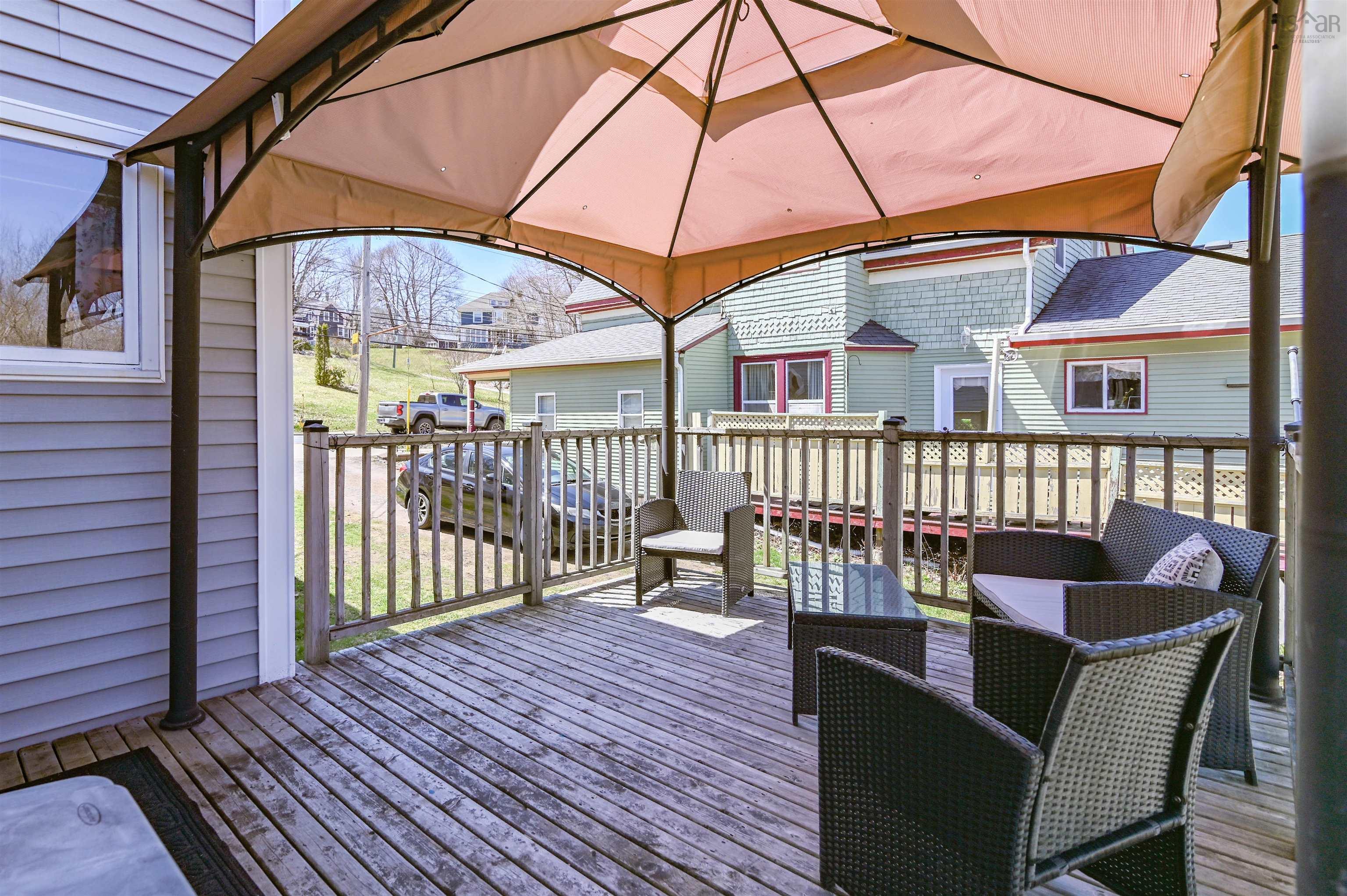 $399,900.00: 201 Main Street, Kentville