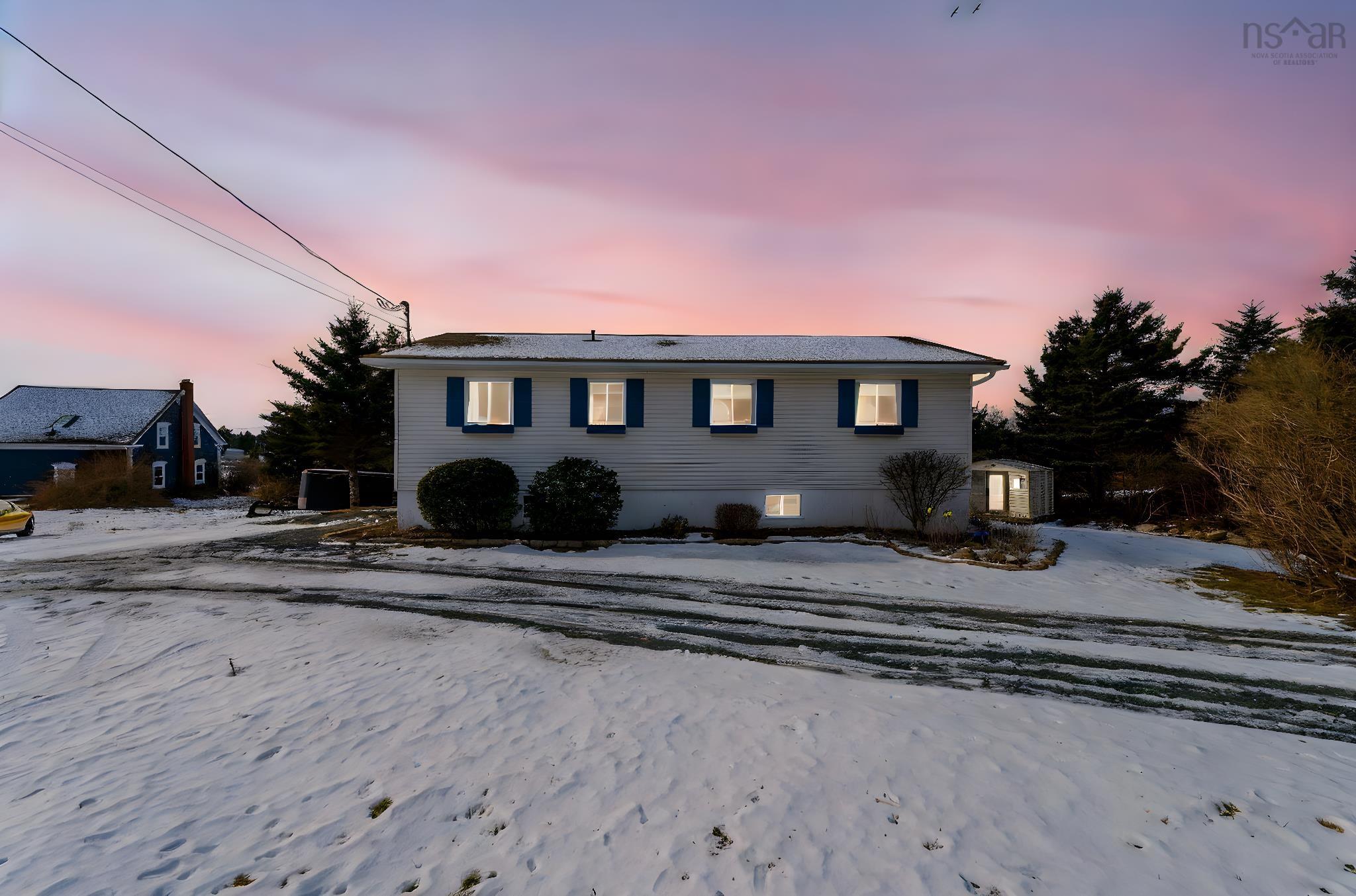 8554 Peggys Cove Road, Indian Harbour, NS (MLS 202601588)