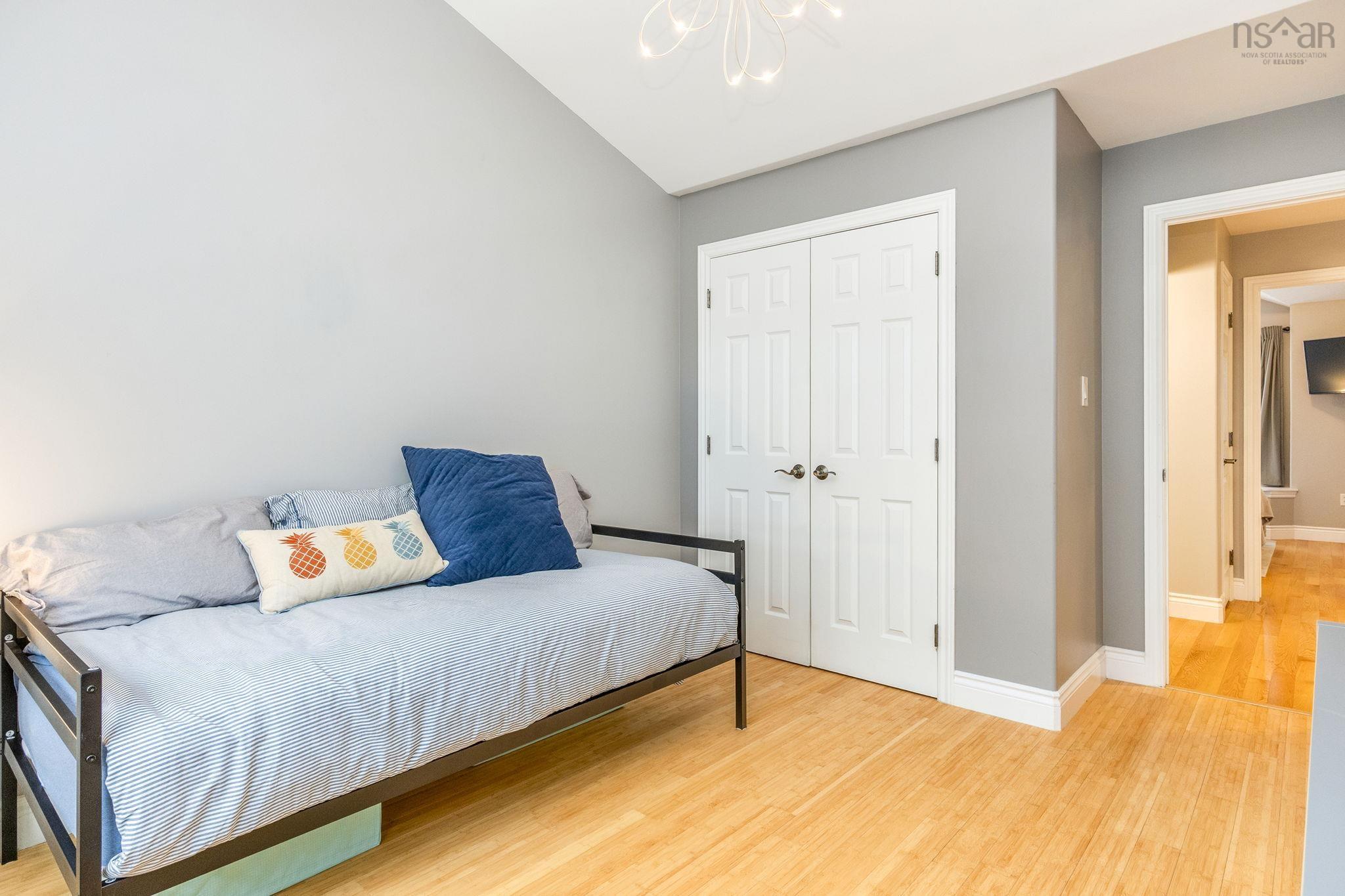 102 Larry Uteck Boulevard, Halifax, NS (MLS 202601590)