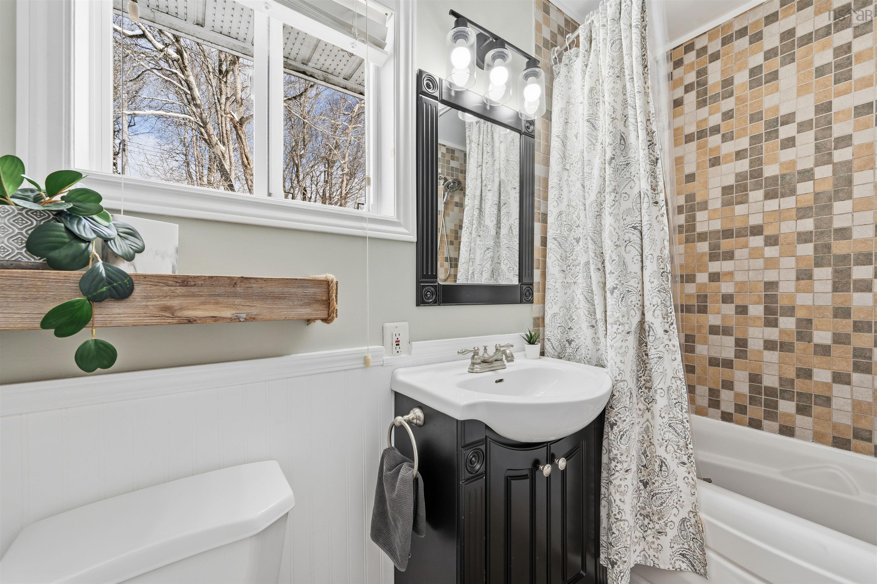 32 Polara Drive, Lower Sackville, NS (MLS 202601600)