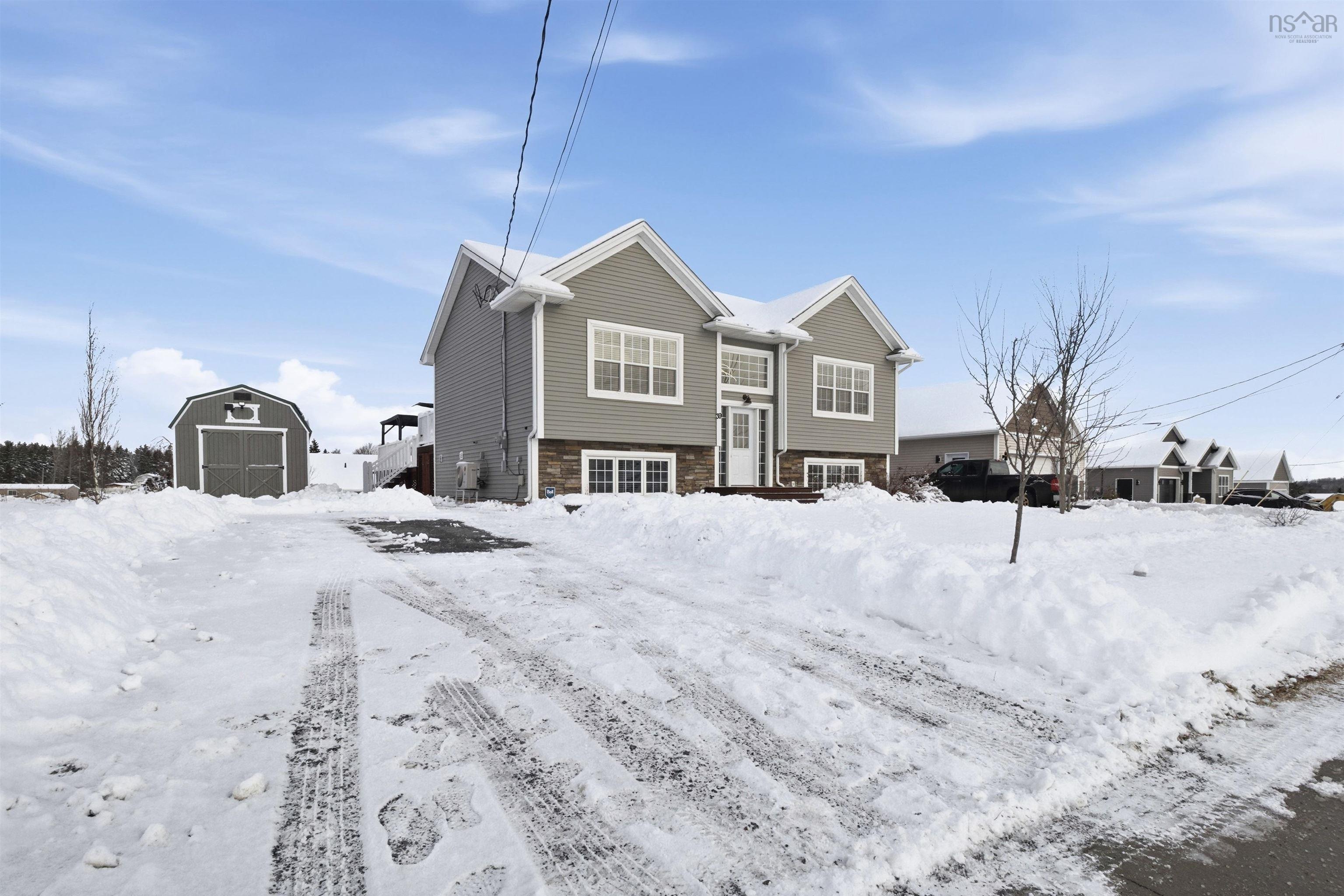 $499,900.00: 39 Ridge Avenue, Stewiacke