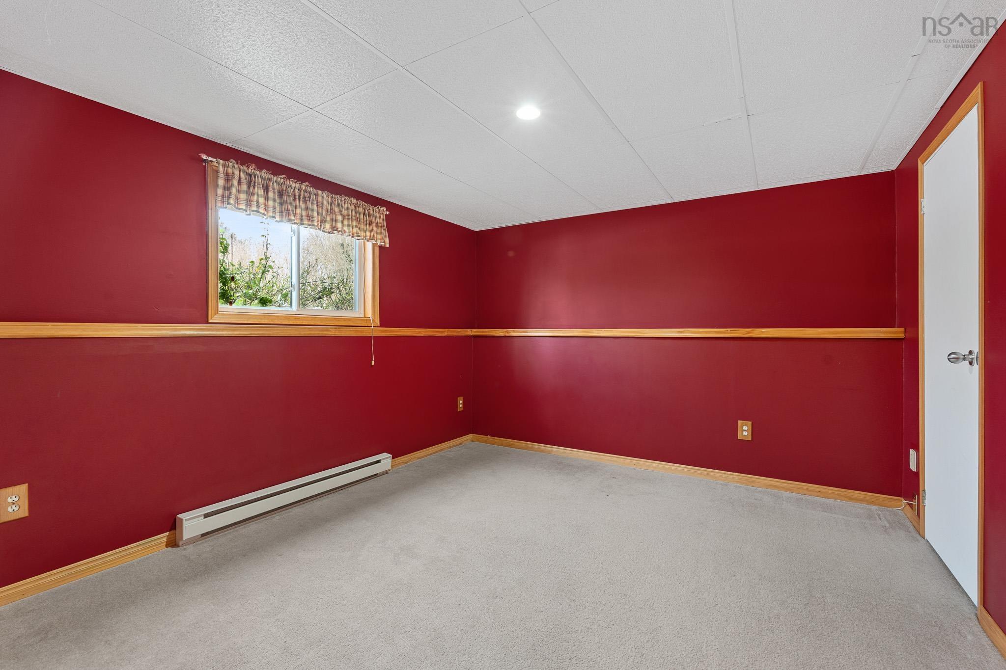 5 Poplar Drive, Cole Harbour, NS (MLS 202601604)