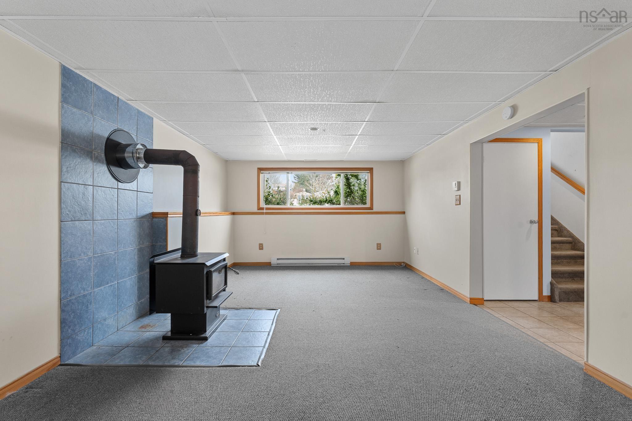 5 Poplar Drive, Cole Harbour, NS (MLS 202601604)