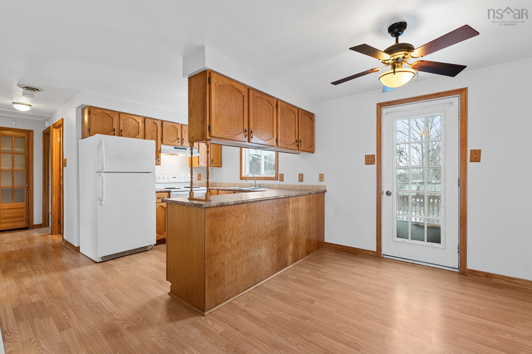 5 Poplar Drive, Cole Harbour, NS (MLS 202601604)