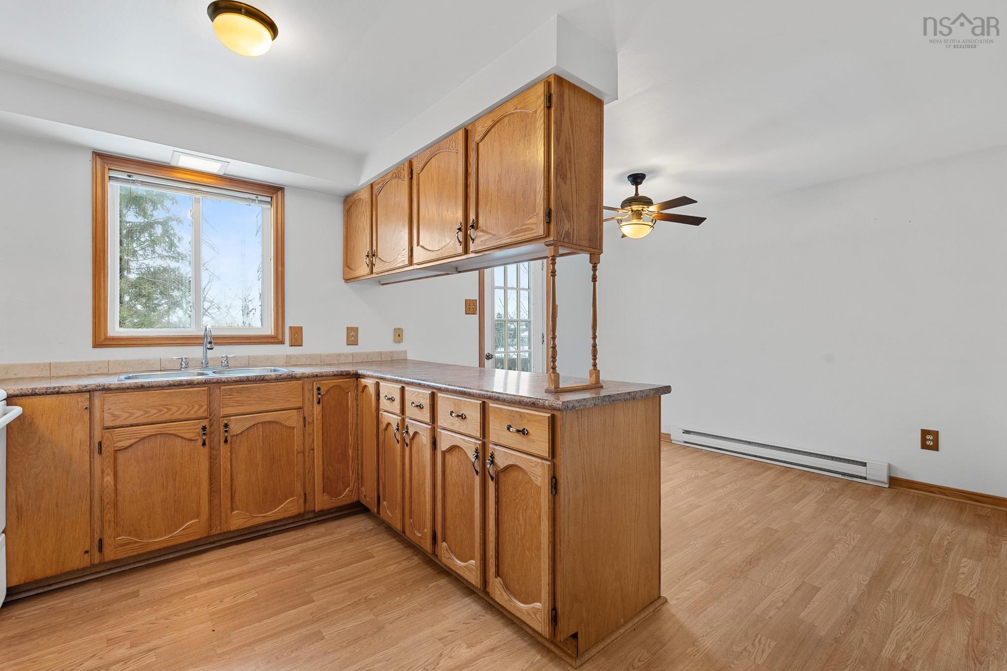 5 Poplar Drive, Cole Harbour, NS (MLS 202601604)