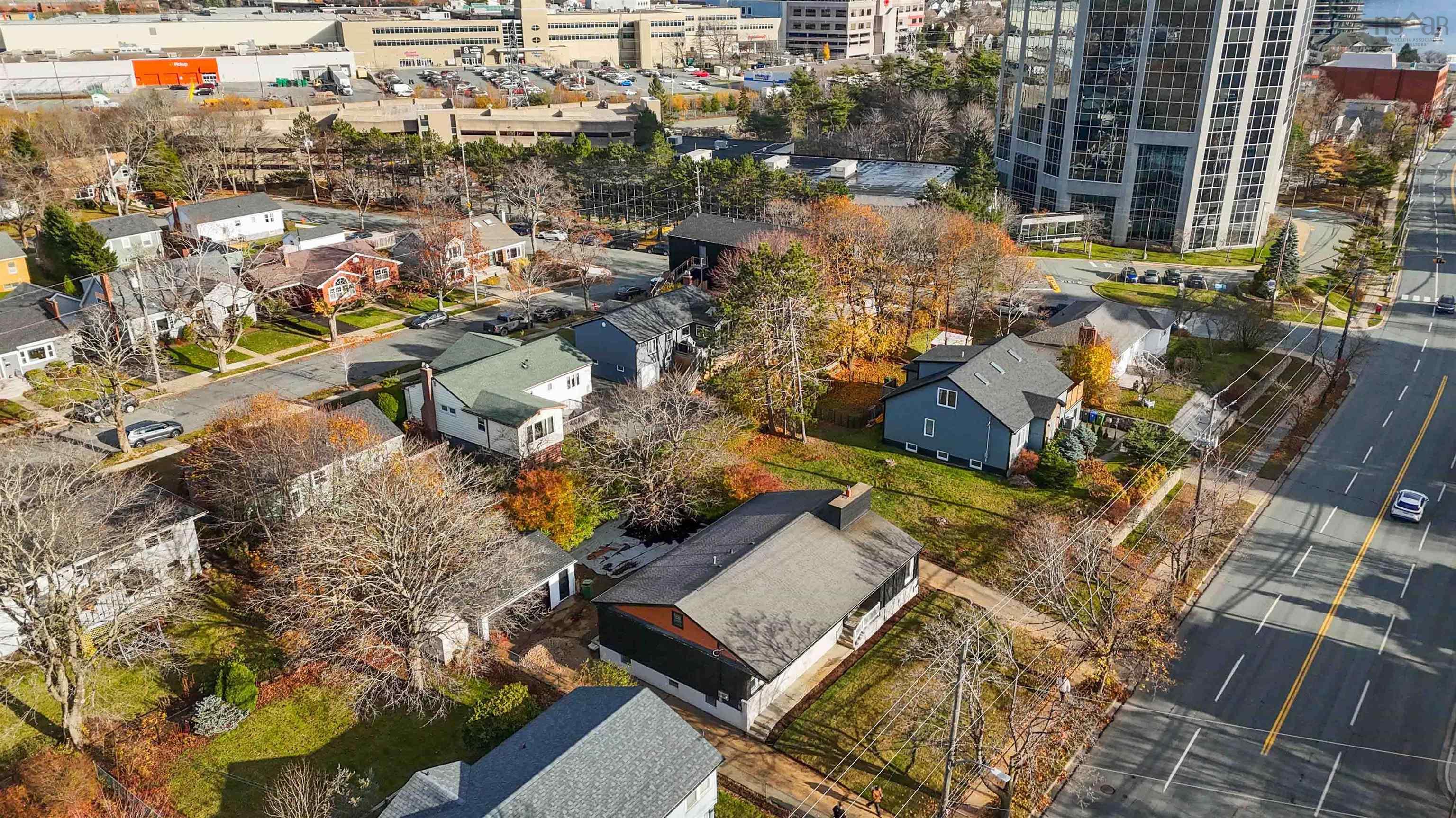 $459,900.00: 2785 Joseph Howe Drive, Halifax