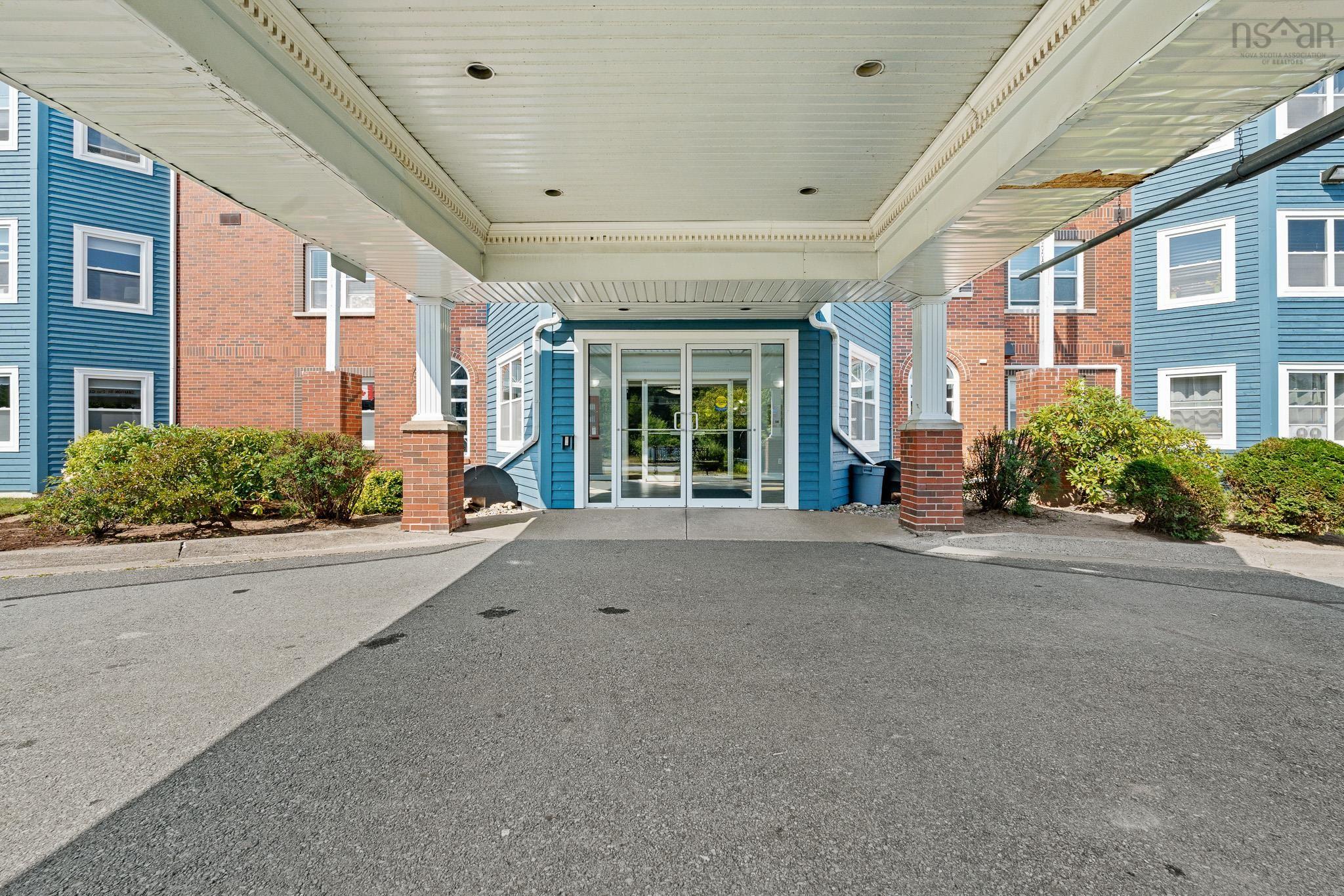 $649,900.00: 214 512 Parkland Drive, Halifax