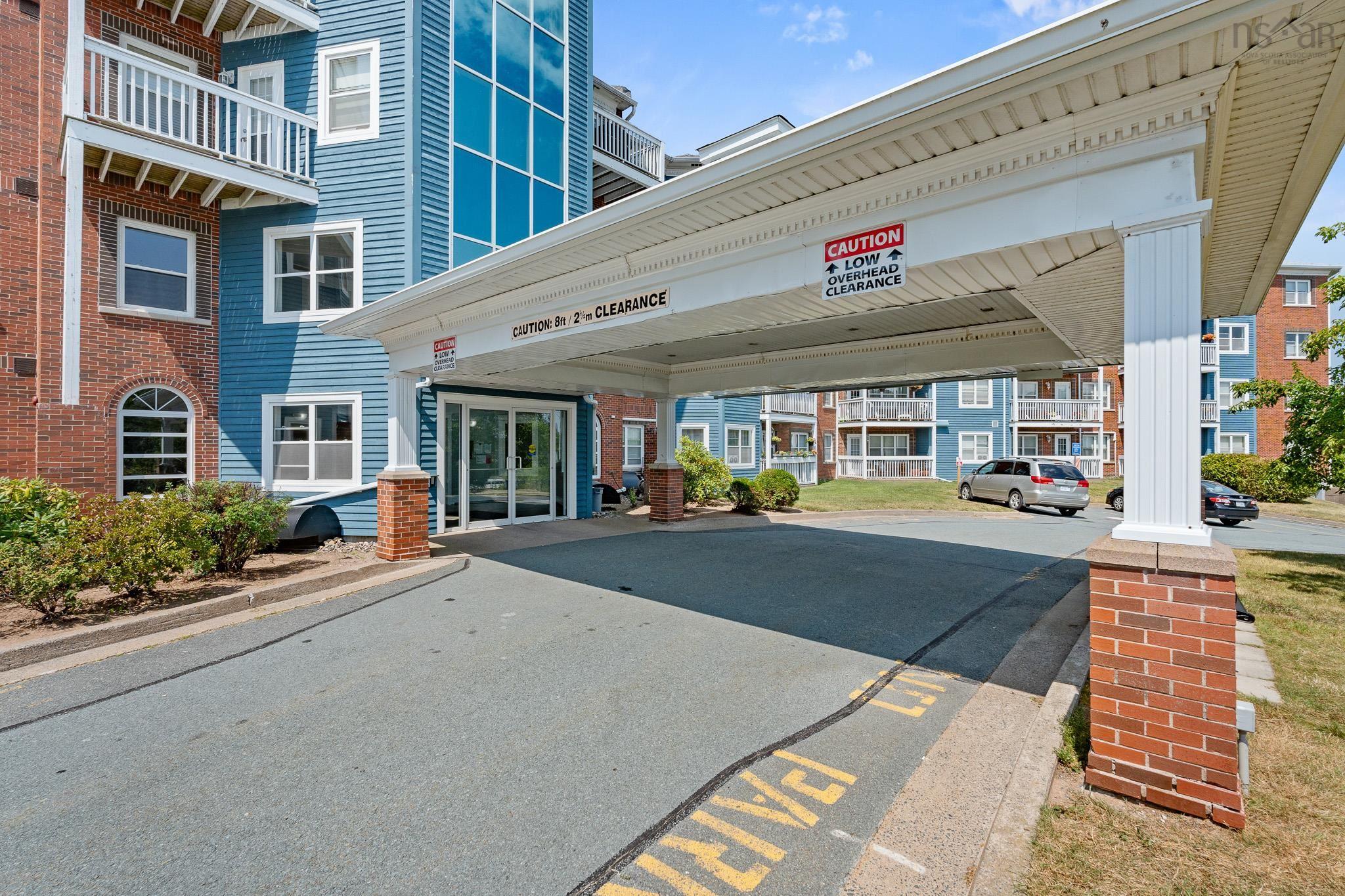 $649,900.00: 214 512 Parkland Drive, Halifax