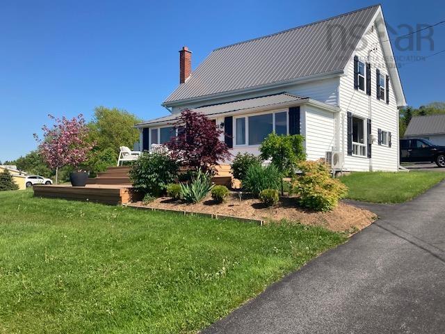 $479,500.00: 676 Highway 201, Moschelle