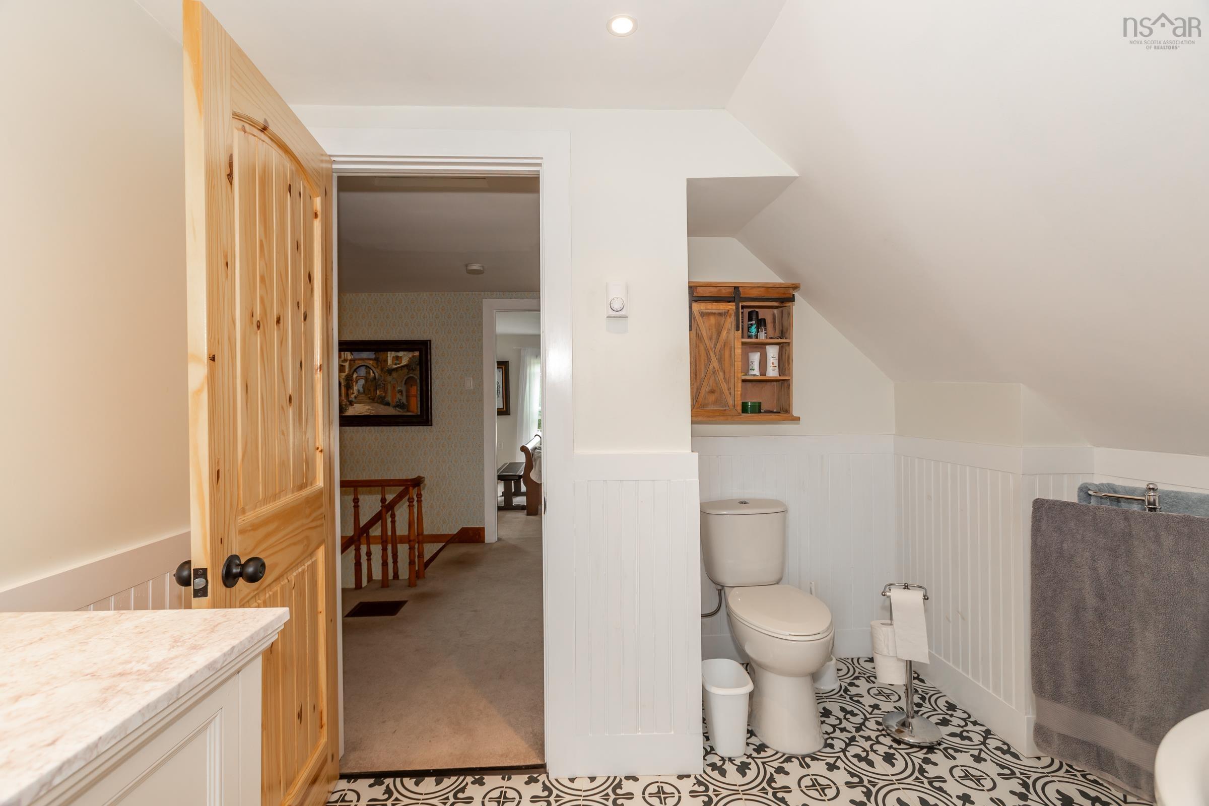 $479,500.00: 676 Highway 201, Moschelle